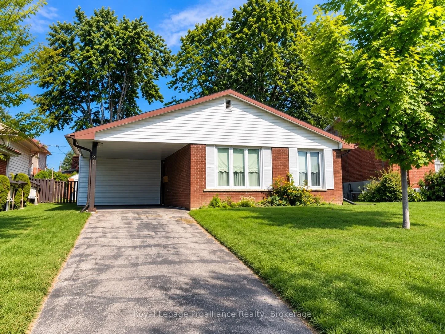 Photo 4 of 21 Miron Road, Quinte West, Trenton Ward — HOMEH