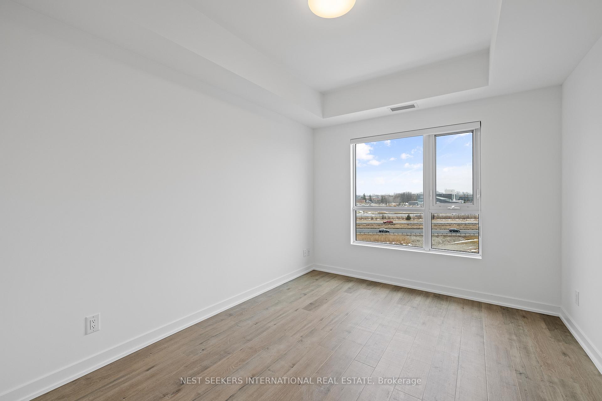 Photo 17 of Unit 1001, 56 Lakeside Terrace, Barrie, Little Lake — HOMEH