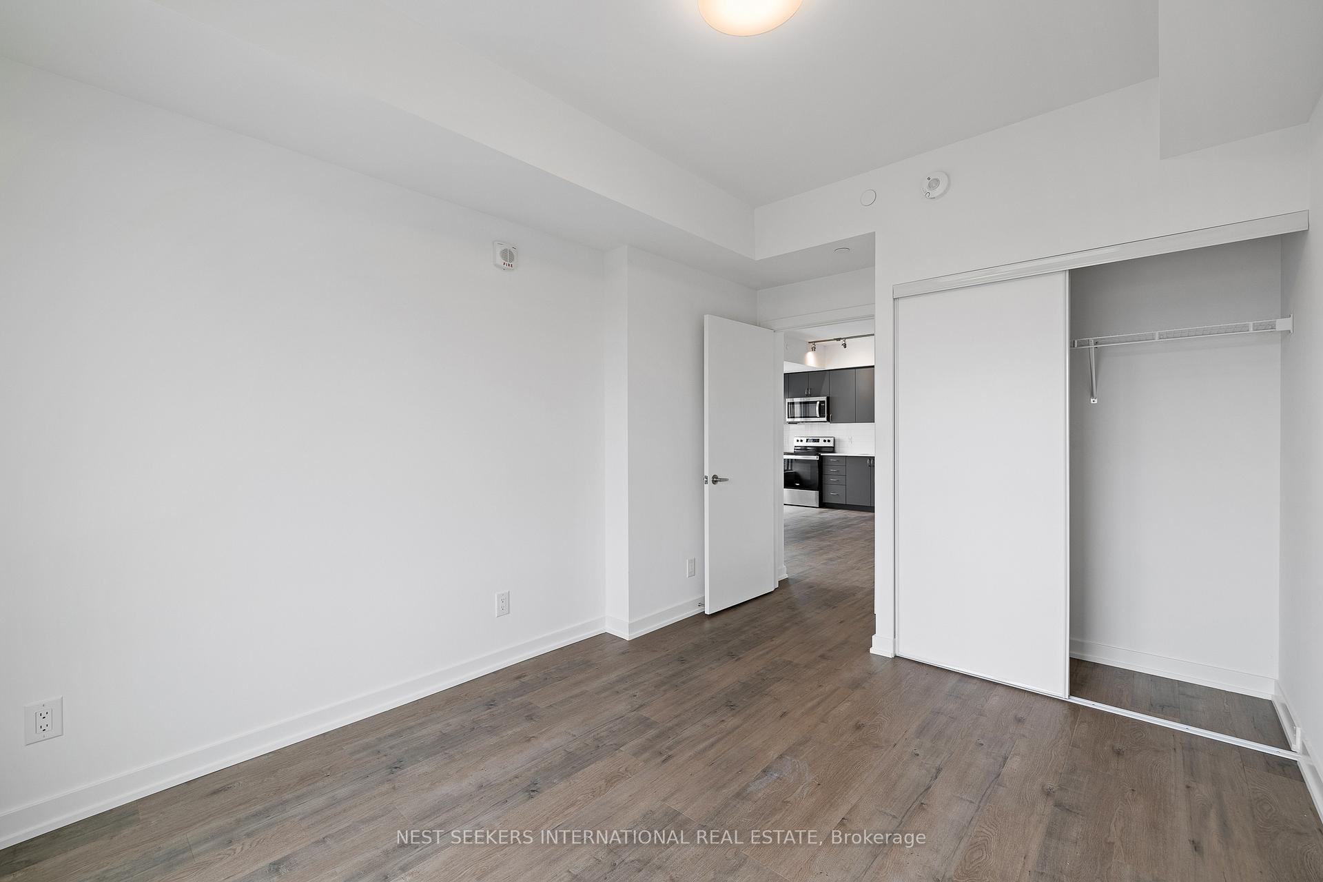 Photo 18 of Unit 1001, 56 Lakeside Terrace, Barrie, Little Lake — HOMEH