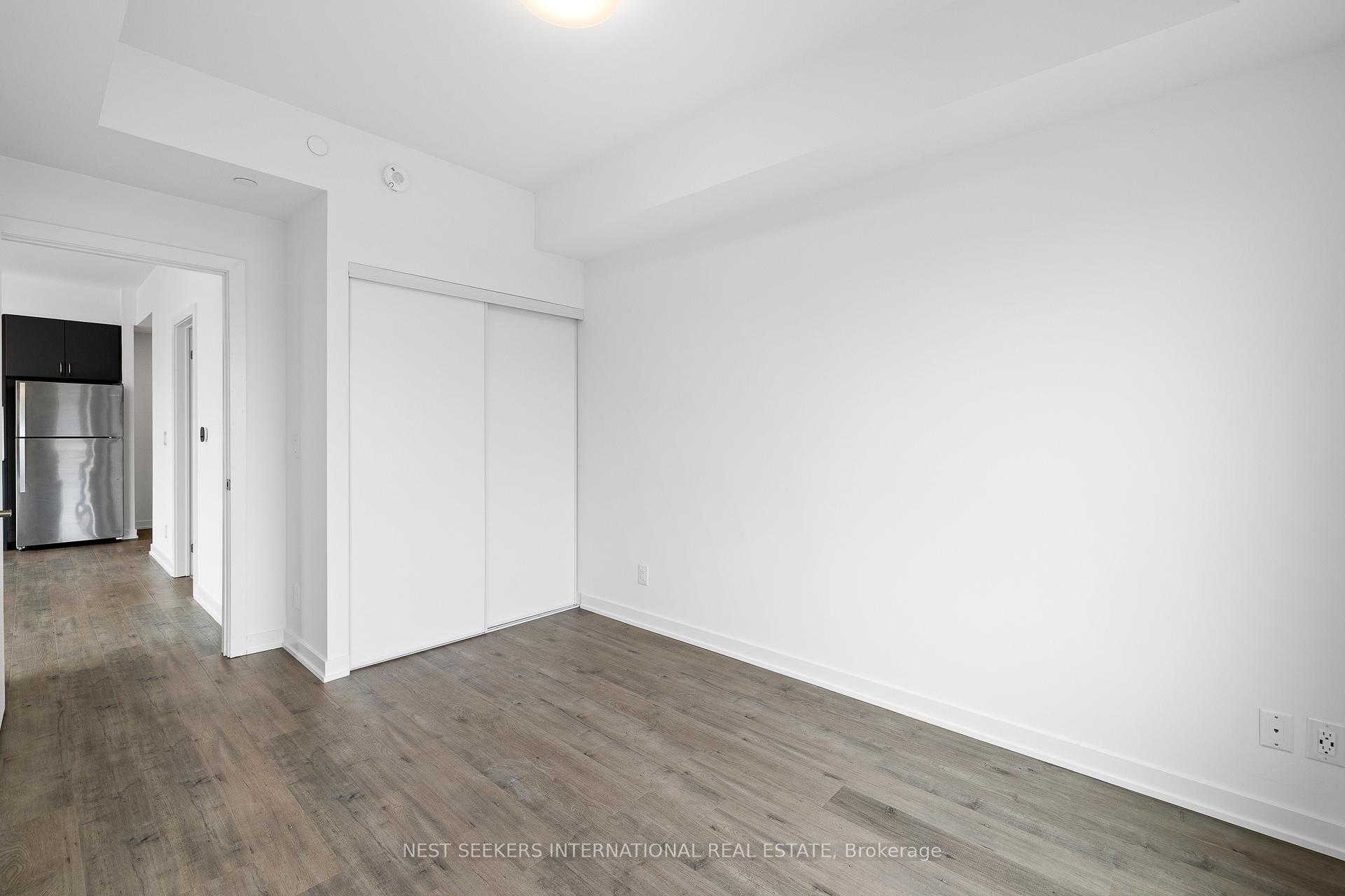 Photo 19 of Unit 1001, 56 Lakeside Terrace, Barrie, Little Lake — HOMEH
