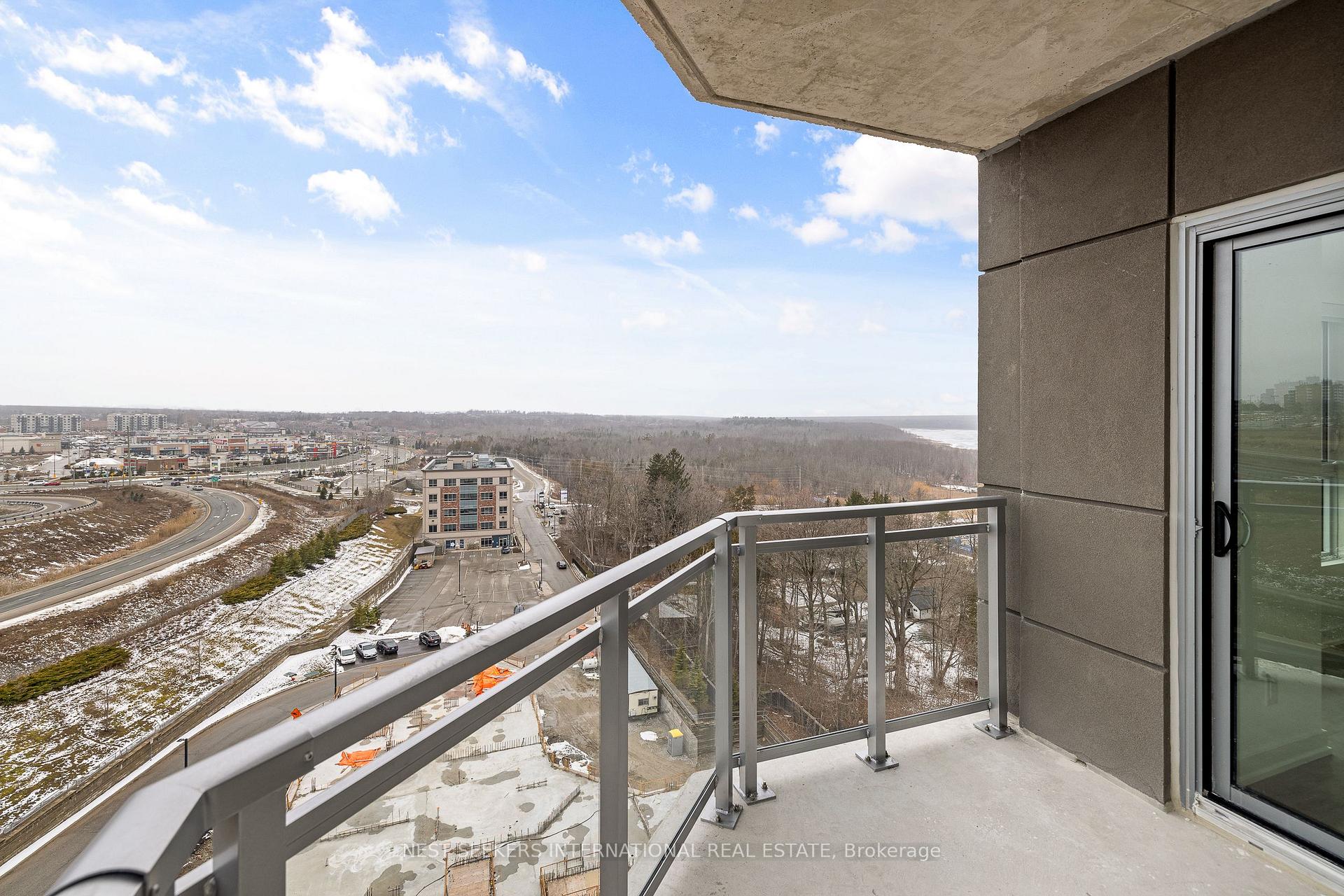 Photo 22 of Unit 1001, 56 Lakeside Terrace, Barrie, Little Lake — HOMEH