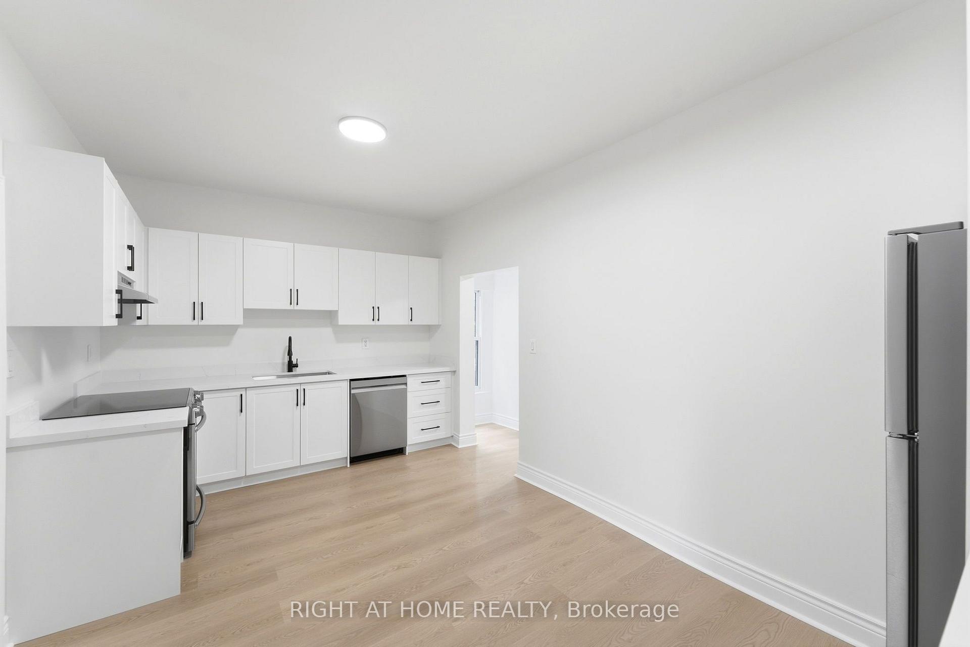 Photo 10 of 522 Cannon Street E, Hamilton, Gibson — HOMEH