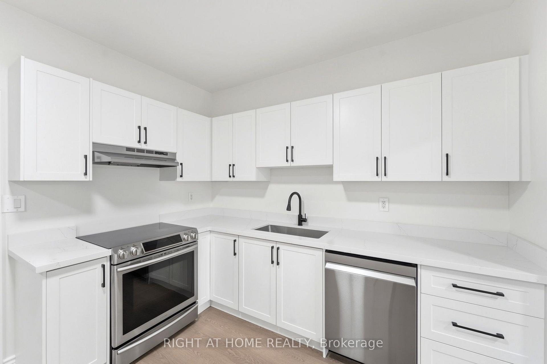 Photo 12 of 522 Cannon Street E, Hamilton, Gibson — HOMEH