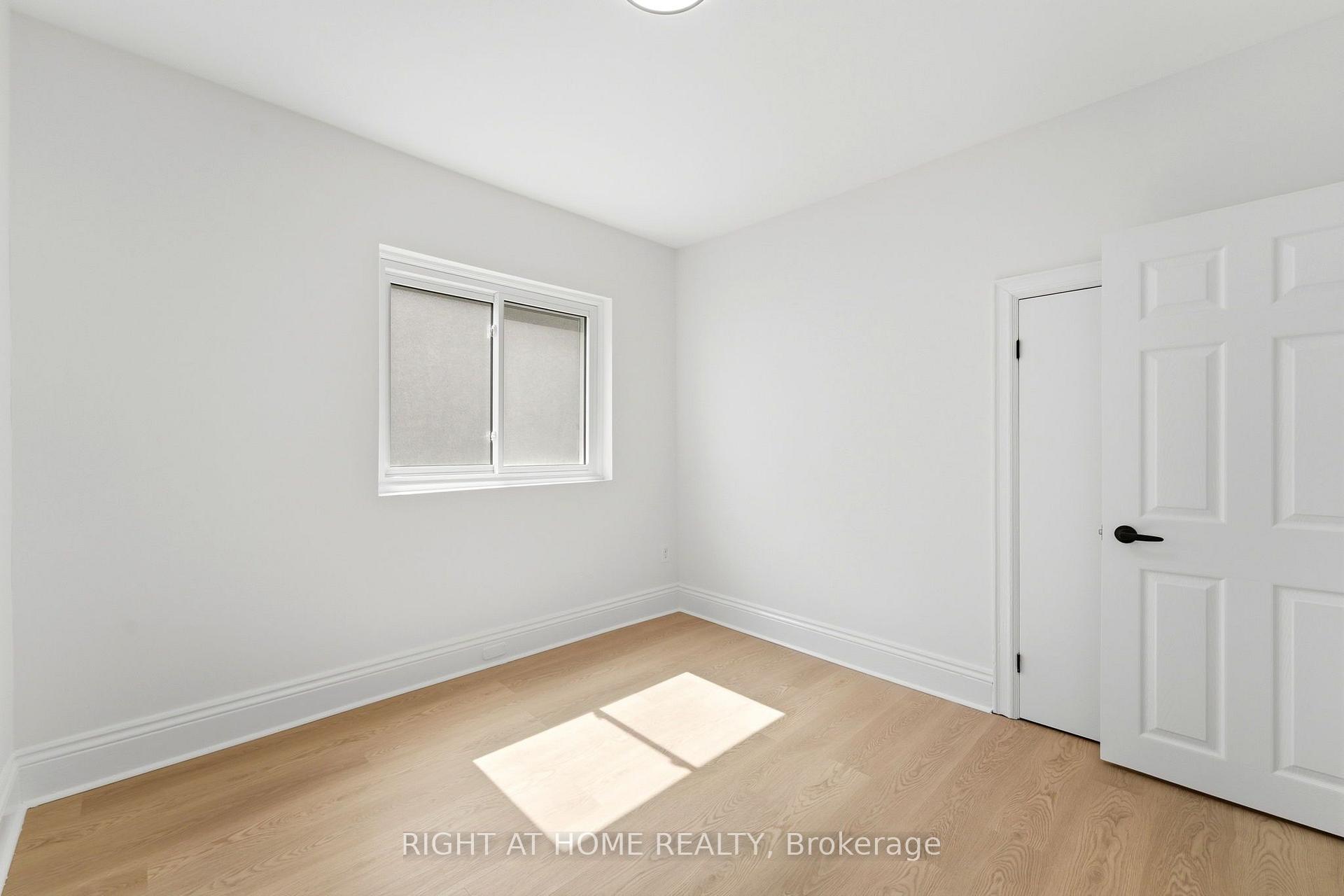Photo 24 of 522 Cannon Street E, Hamilton, Gibson — HOMEH