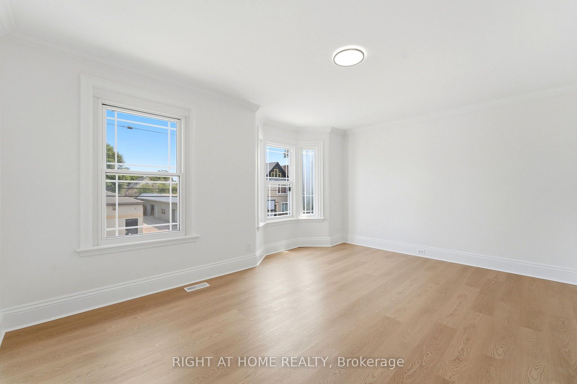 Photo 29 of 522 Cannon Street E, Hamilton, Gibson — HOMEH