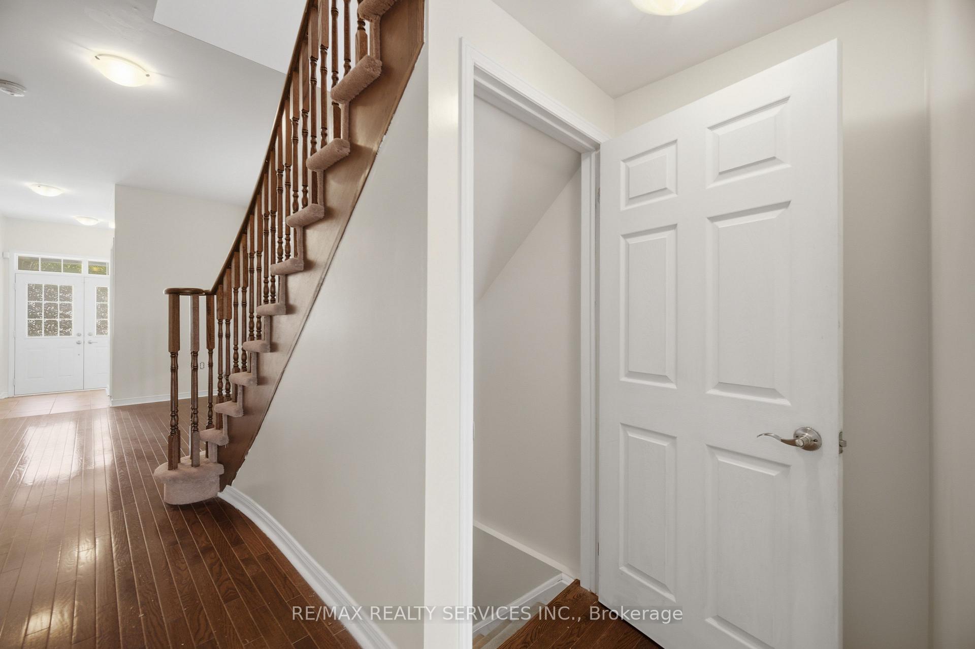 Photo 32 of 98 Teal Crest Circle, Brampton, Credit Valley — HOMEH