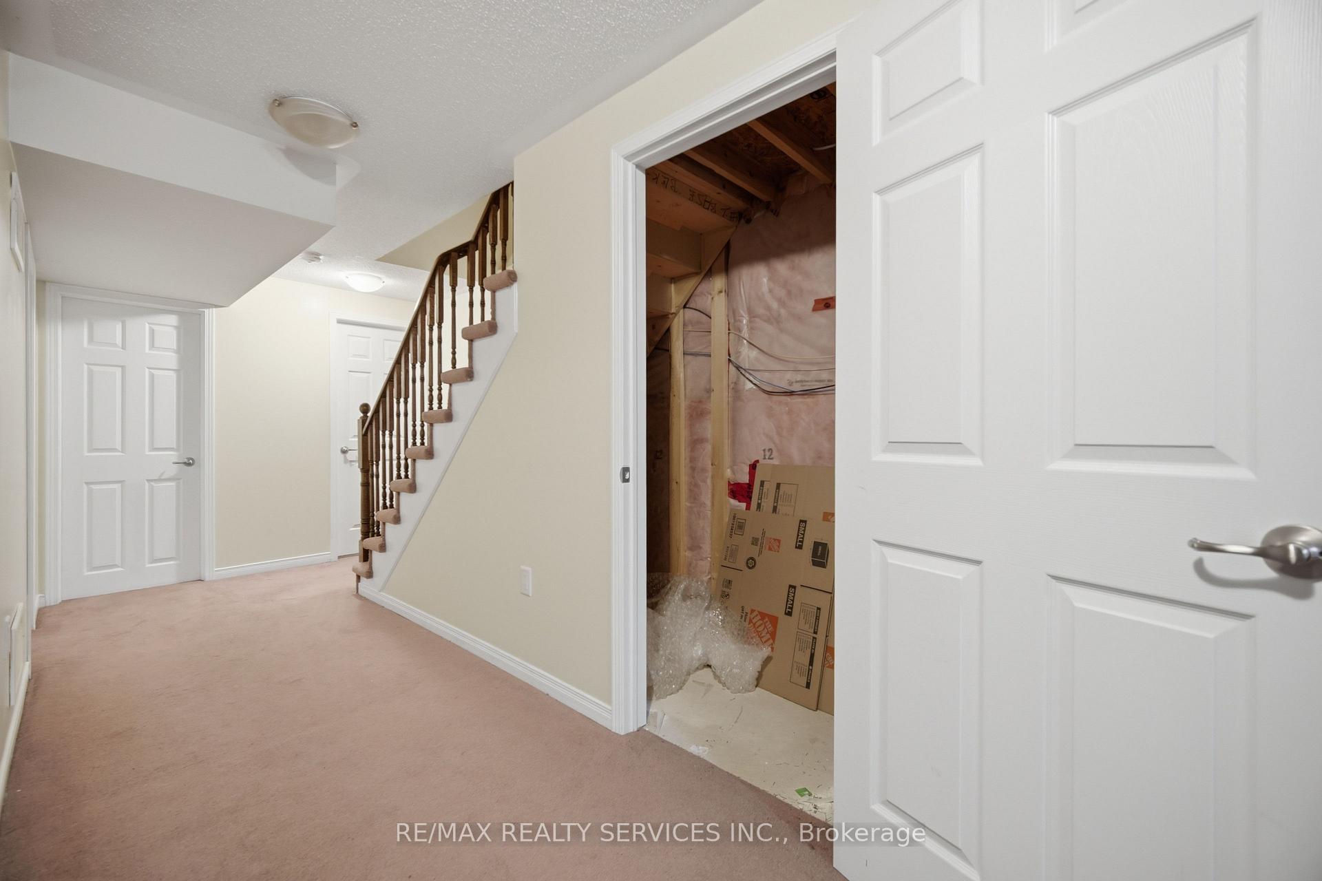 Photo 41 of 98 Teal Crest Circle, Brampton, Credit Valley — HOMEH