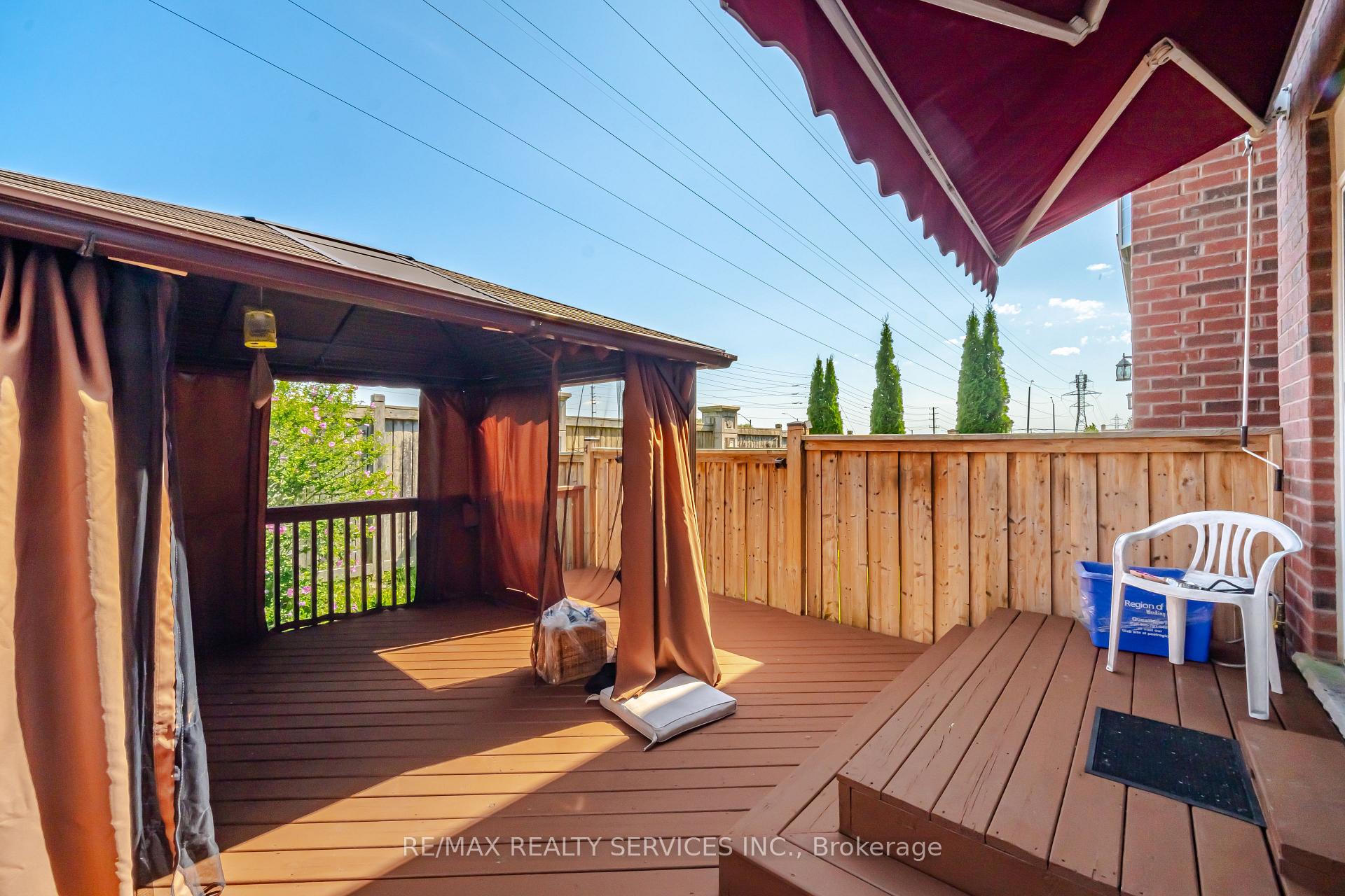 Photo 45 of 98 Teal Crest Circle, Brampton, Credit Valley — HOMEH