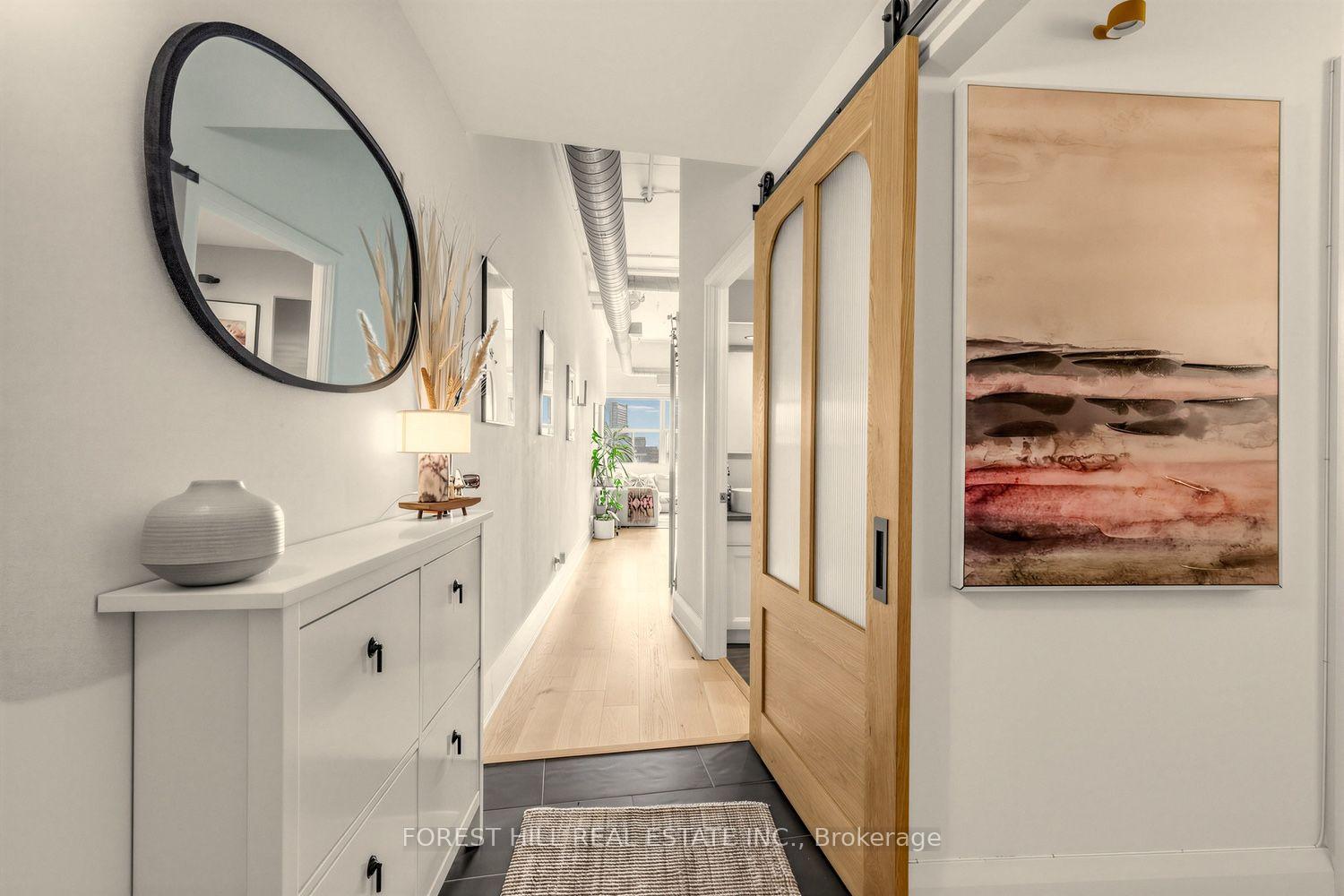 Photo 2 of Unit 518, 700 King Street W, Toronto, Niagara — HOMEH