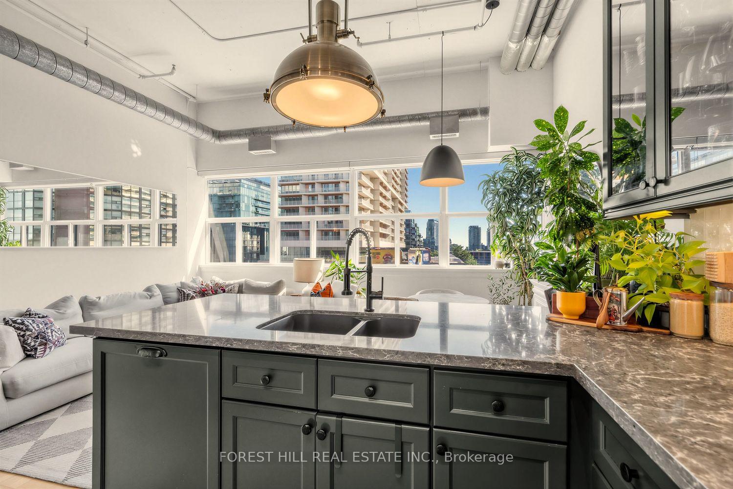 Photo 11 of Unit 518, 700 King Street W, Toronto, Niagara — HOMEH