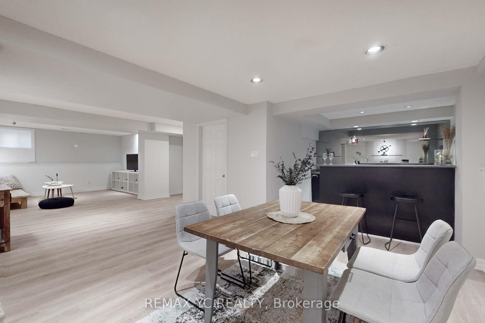Photo 1 of Unit Lower, 4 Theobalds Circle, Richmond Hill, Mill Pond — HOMEH