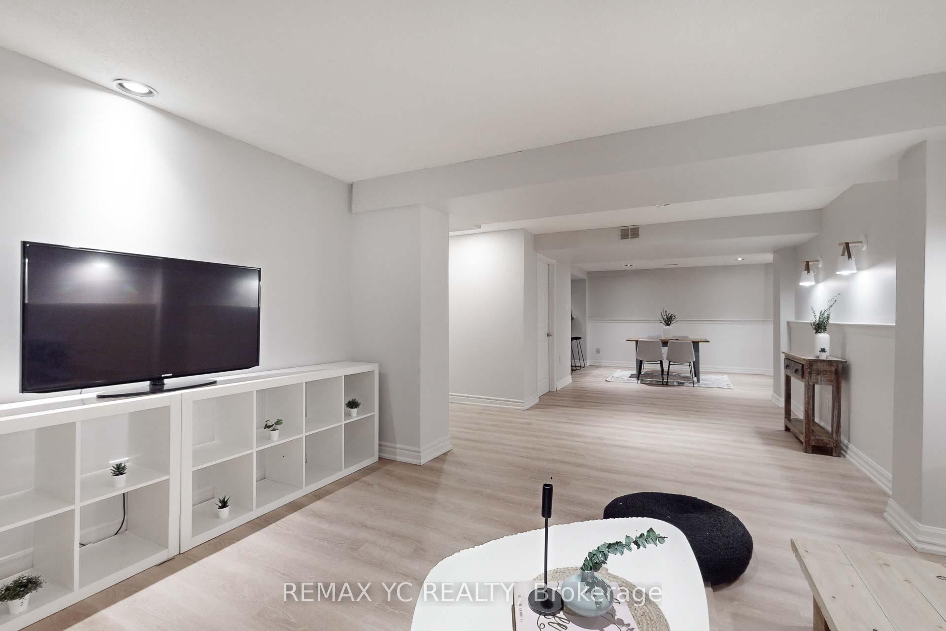 Photo 4 of Unit Lower, 4 Theobalds Circle, Richmond Hill, Mill Pond — HOMEH