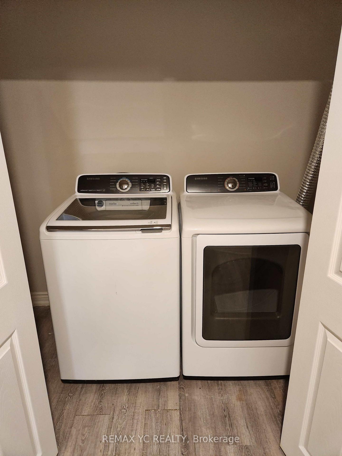 Photo 18 of Unit Lower, 4 Theobalds Circle, Richmond Hill, Mill Pond — HOMEH