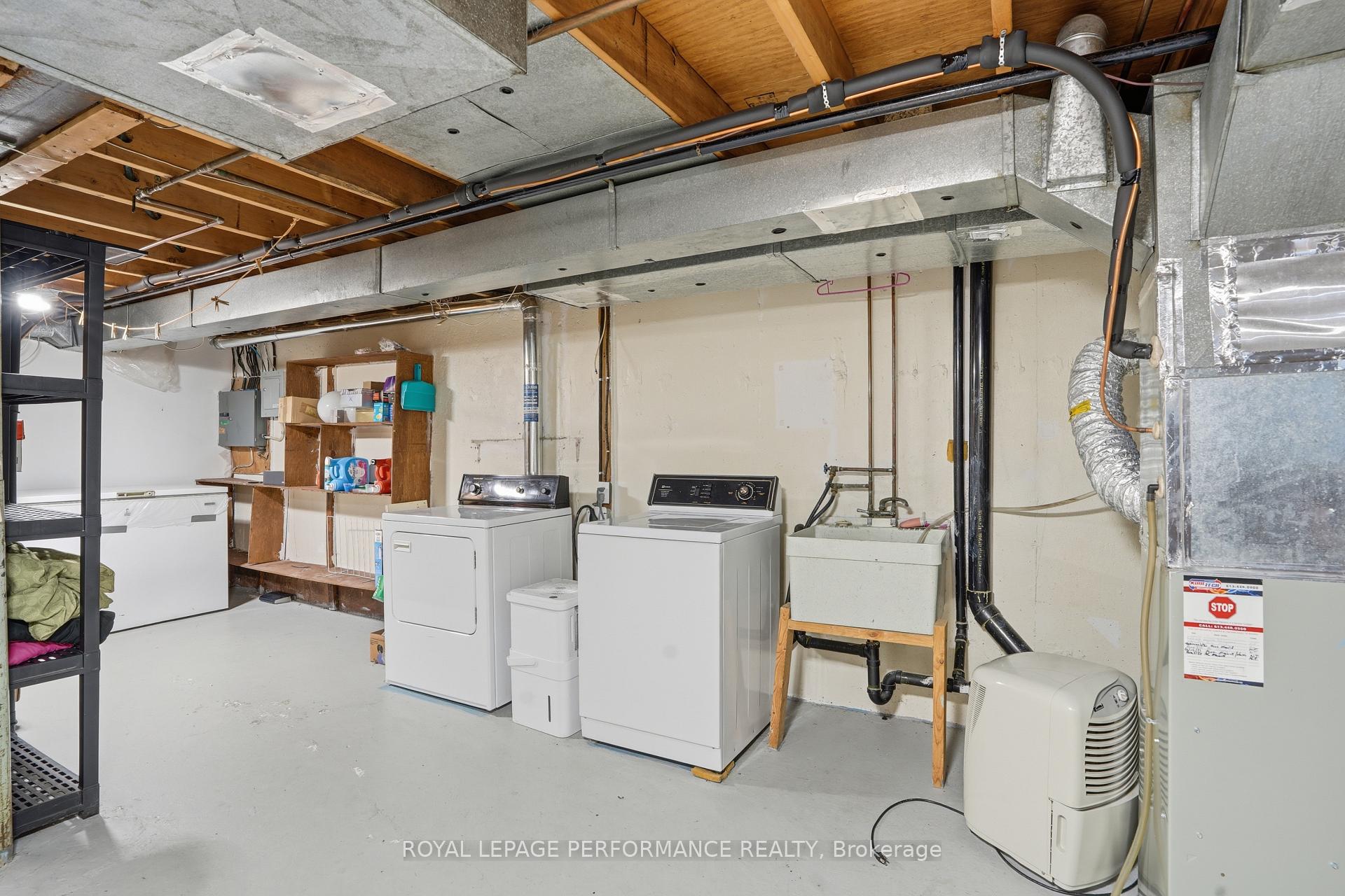 Photo 19 of Unit 94, 249 Romulus Private, Ottawa, Carson Meadows — HOMEH