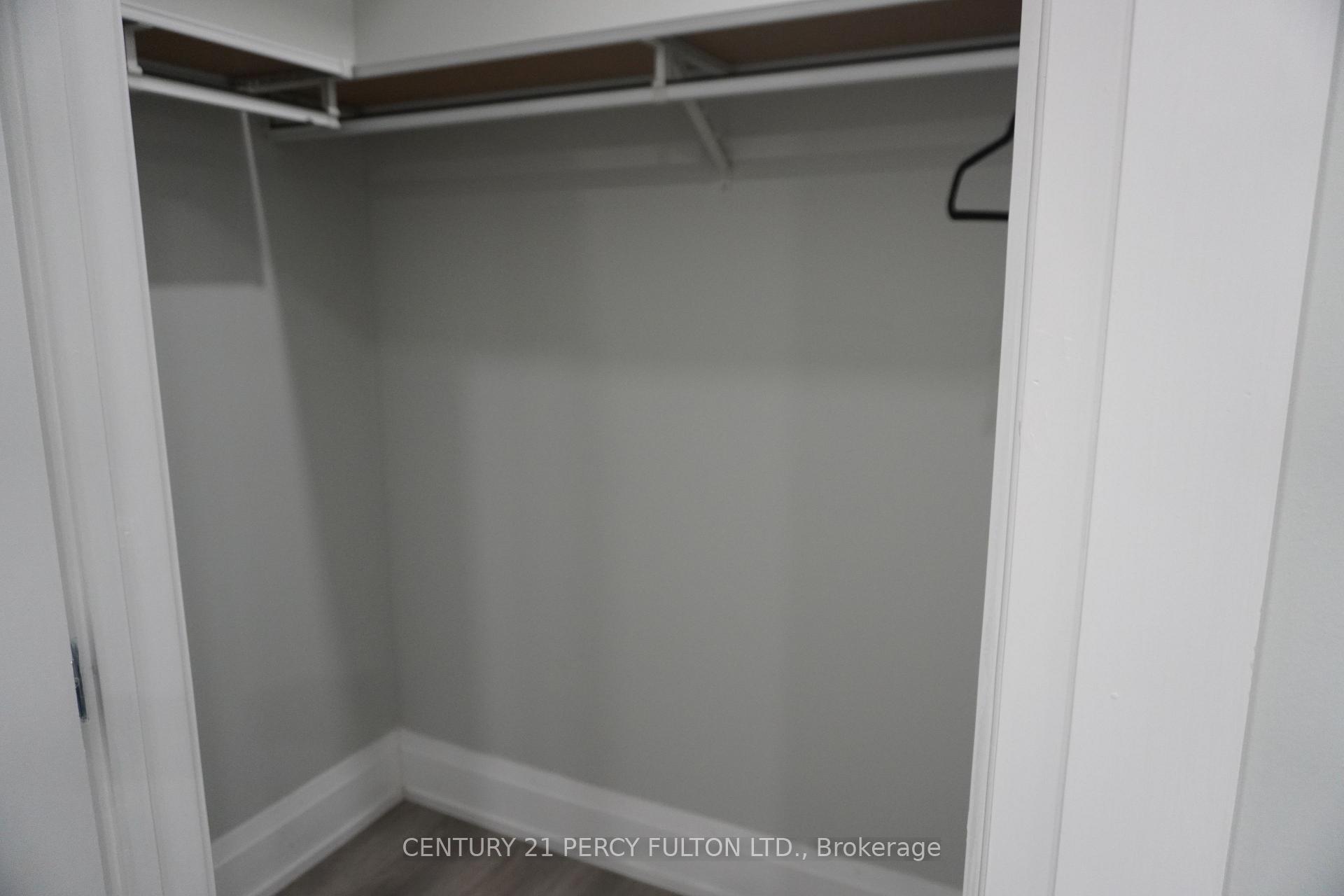 Photo 12 of Unit Bsmt, 12 Chesney Crescent, Vaughan, Kleinburg — HOMEH