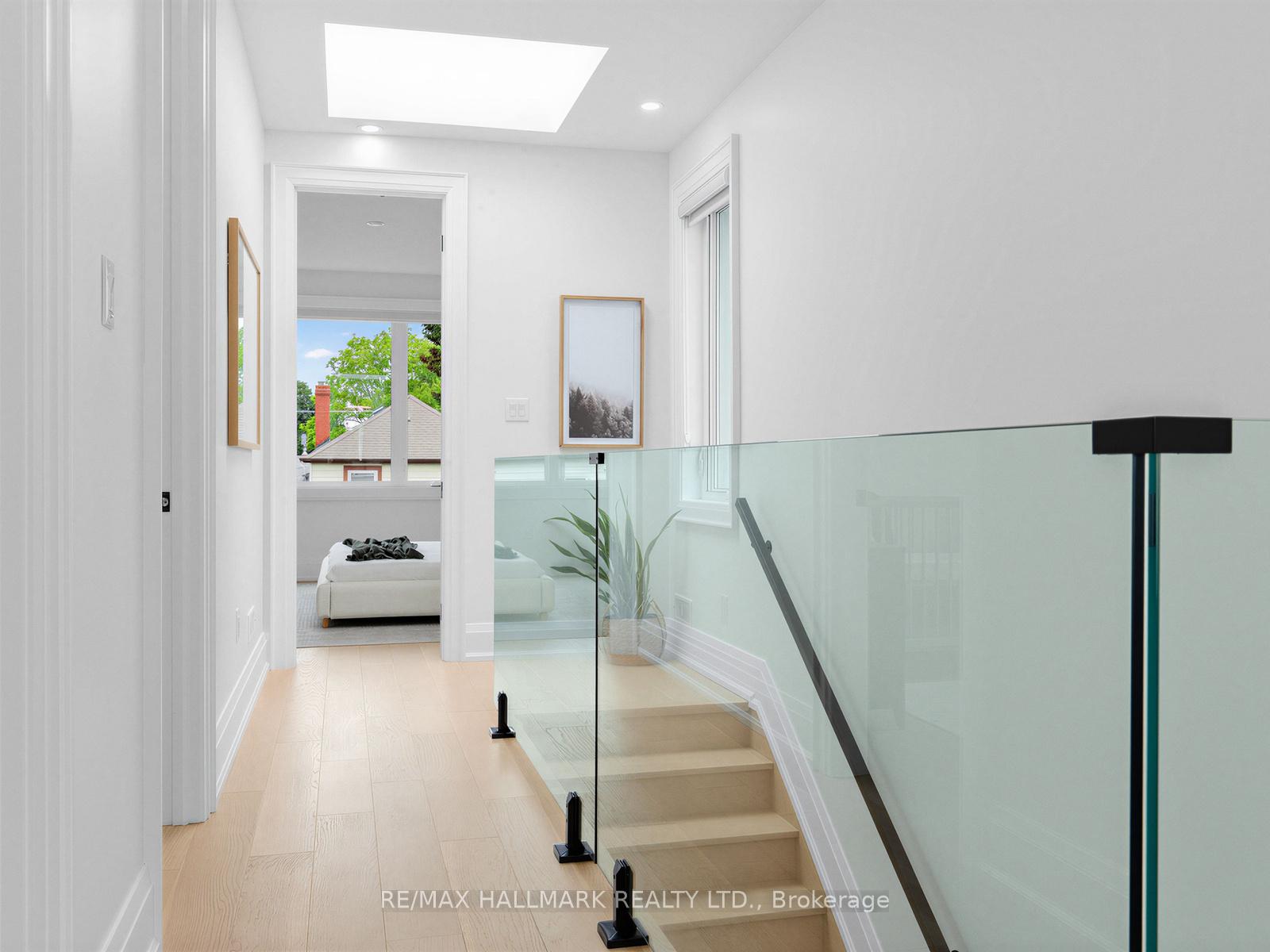 Photo 25 of 34 Roosevelt Road, Toronto, Danforth Village-East York — HOMEH