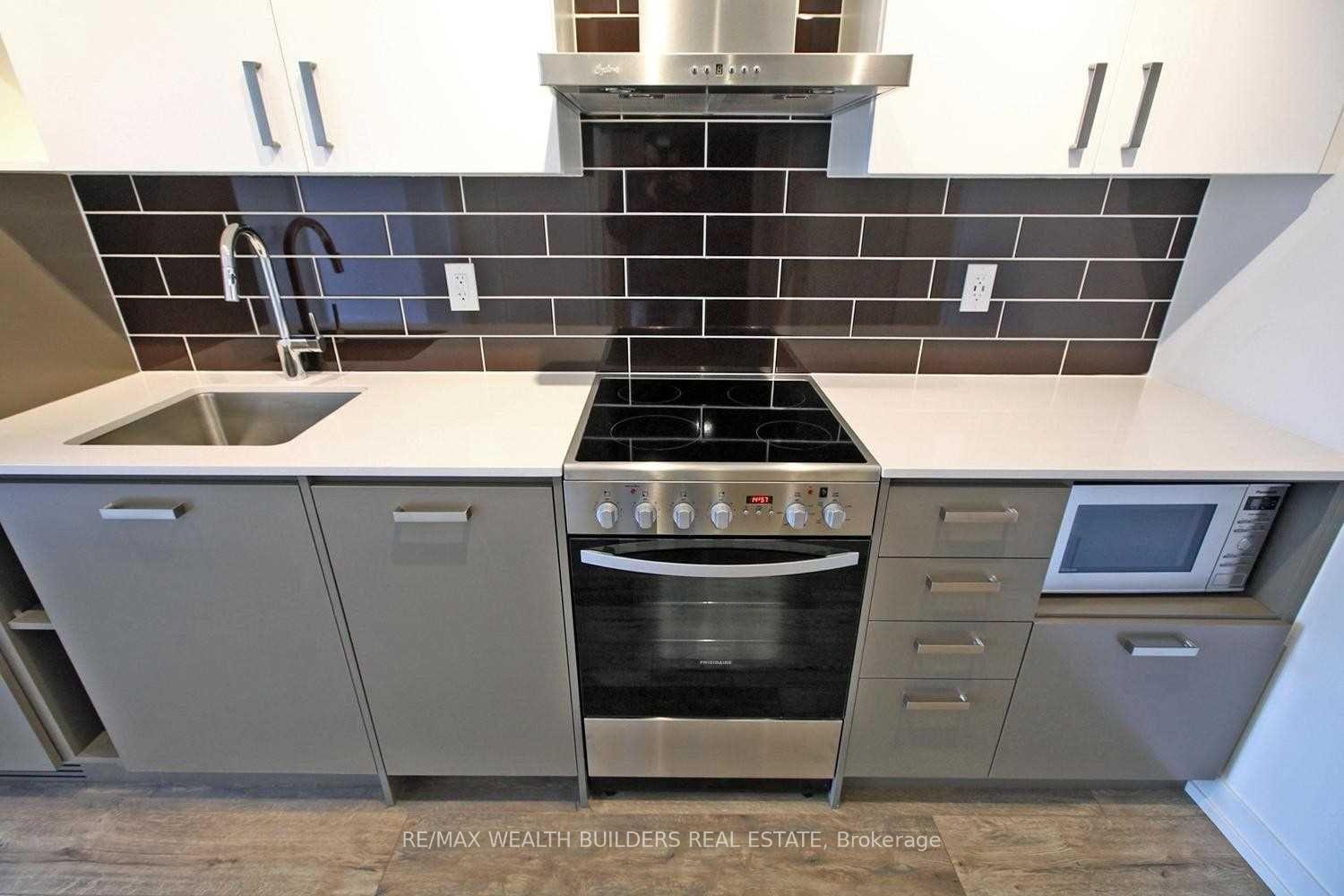 Photo 11 of Unit 1513, 125 Redpath Avenue, Toronto, Mount Pleasant West — HOMEH