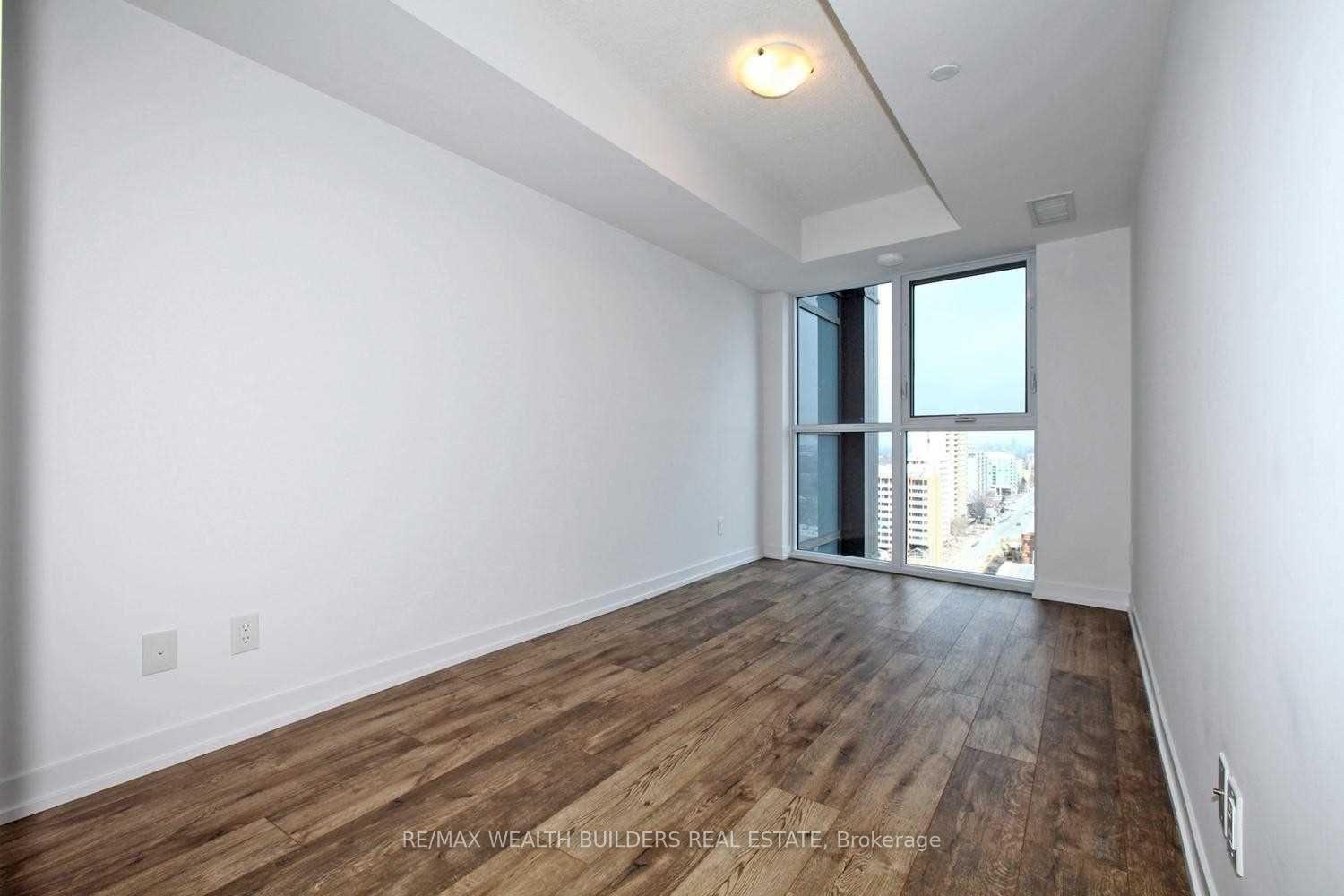 Photo 16 of Unit 1513, 125 Redpath Avenue, Toronto, Mount Pleasant West — HOMEH