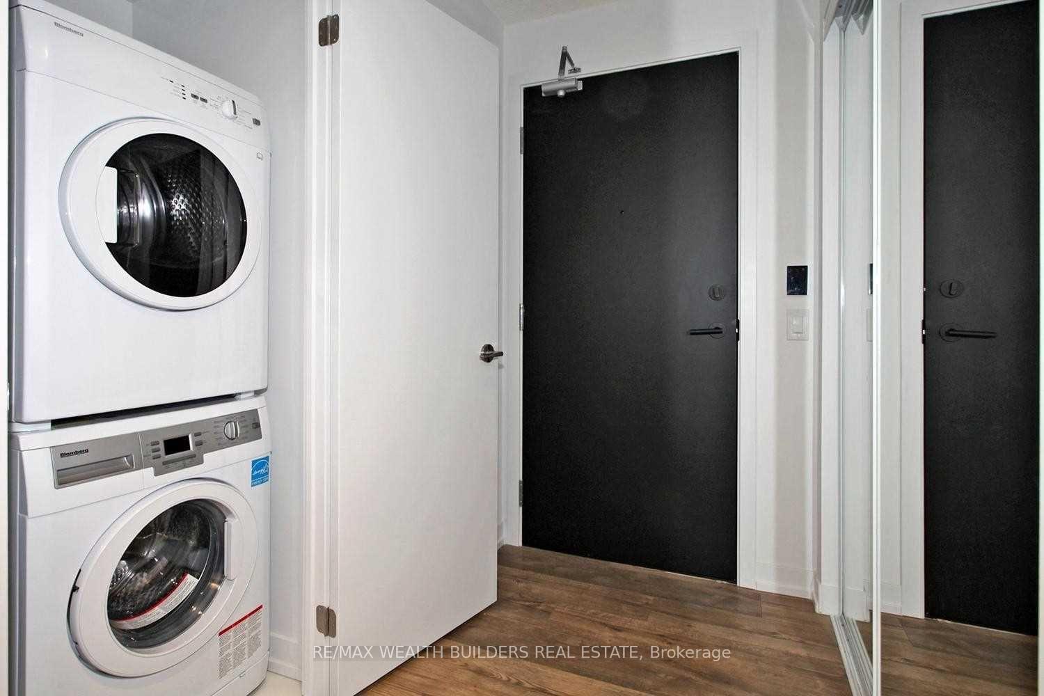 Photo 21 of Unit 1513, 125 Redpath Avenue, Toronto, Mount Pleasant West — HOMEH