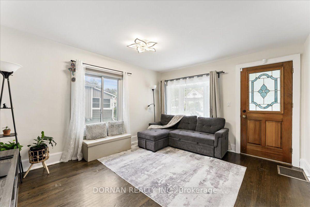 Photo 4 of 207 Verdun Road, Oshawa, Central — HOMEH