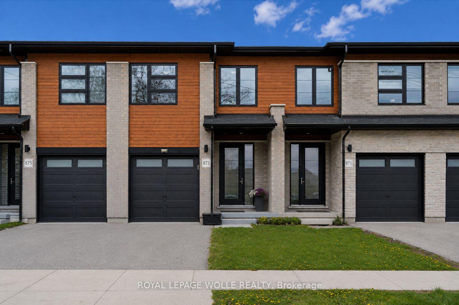 Photo 2 of 873 Robert Ferrie Drive, Kitchener, Doon South — HOMEH