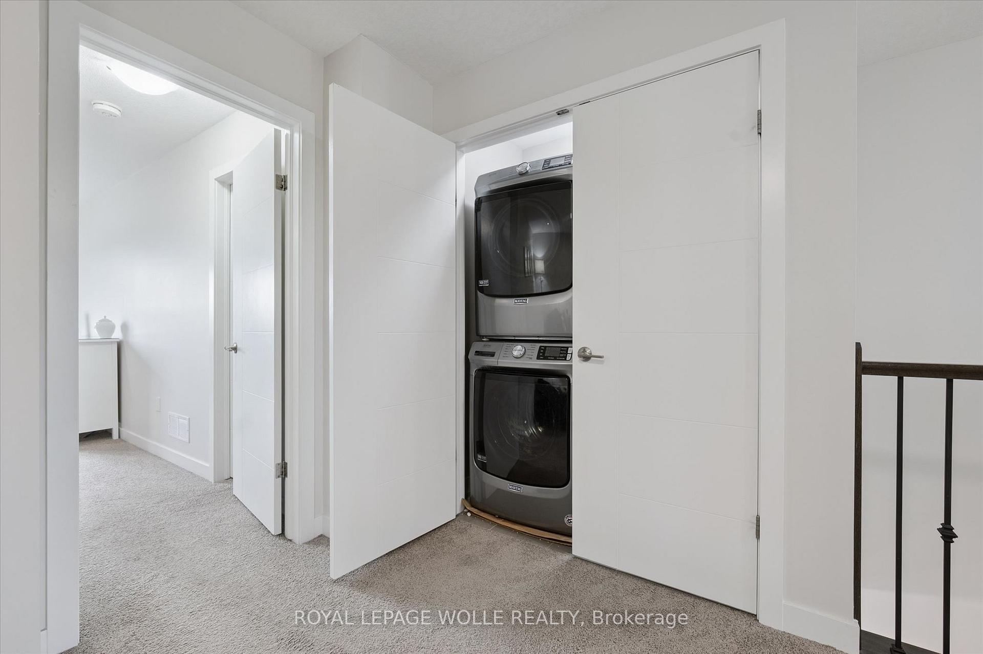 Photo 31 of 873 Robert Ferrie Drive, Kitchener, Doon South — HOMEH