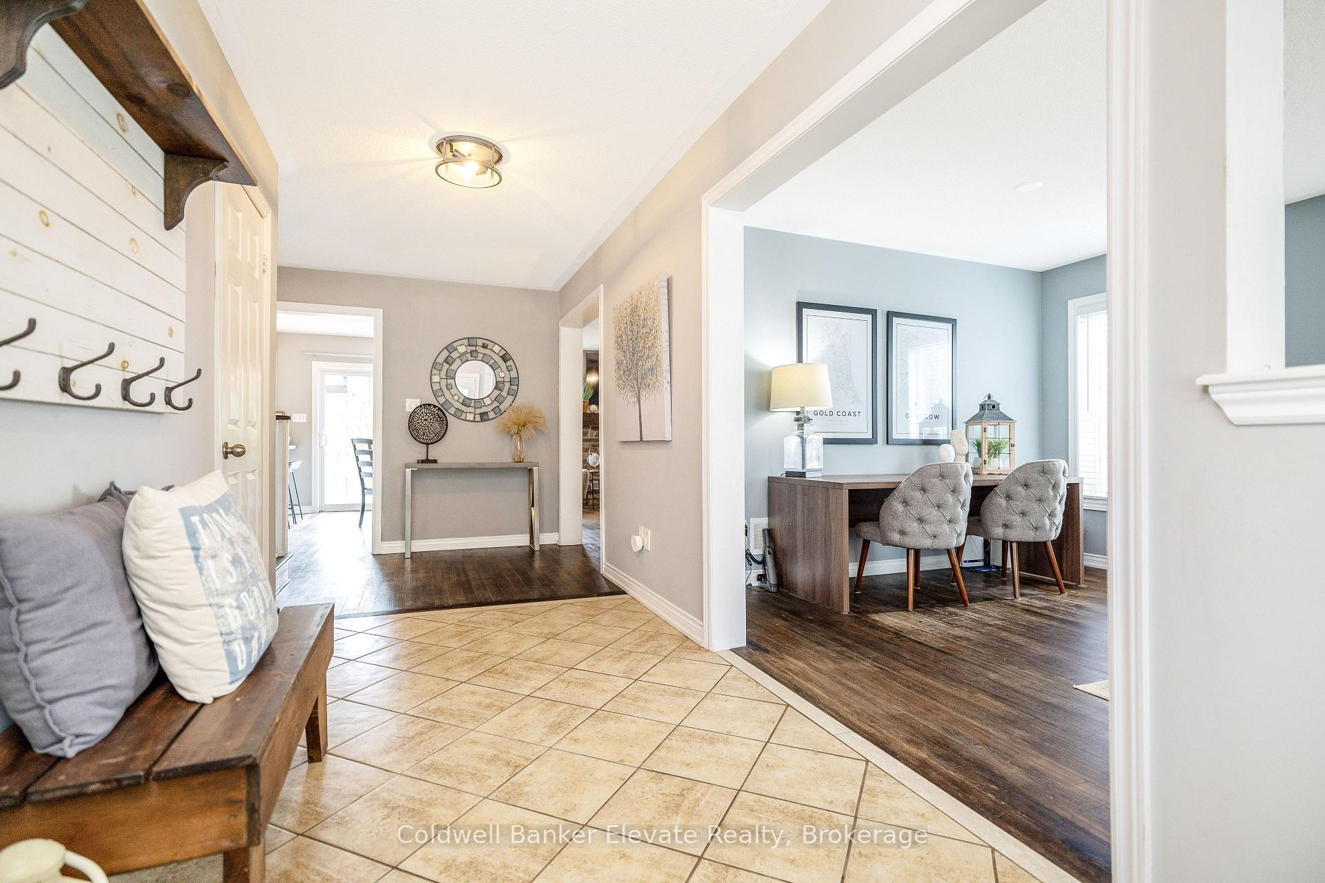 Photo 12 of 28 Brown's Crescent, Halton Hills, Acton — HOMEH