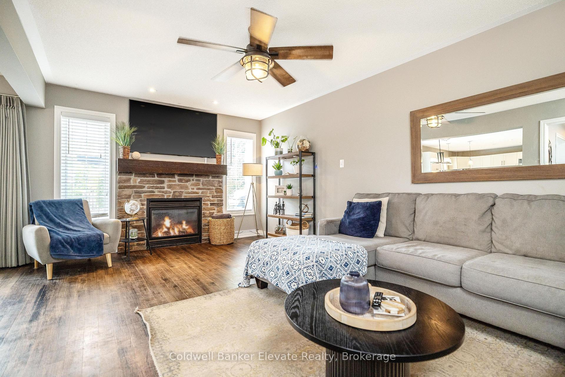 Photo 13 of 28 Brown's Crescent, Halton Hills, Acton — HOMEH
