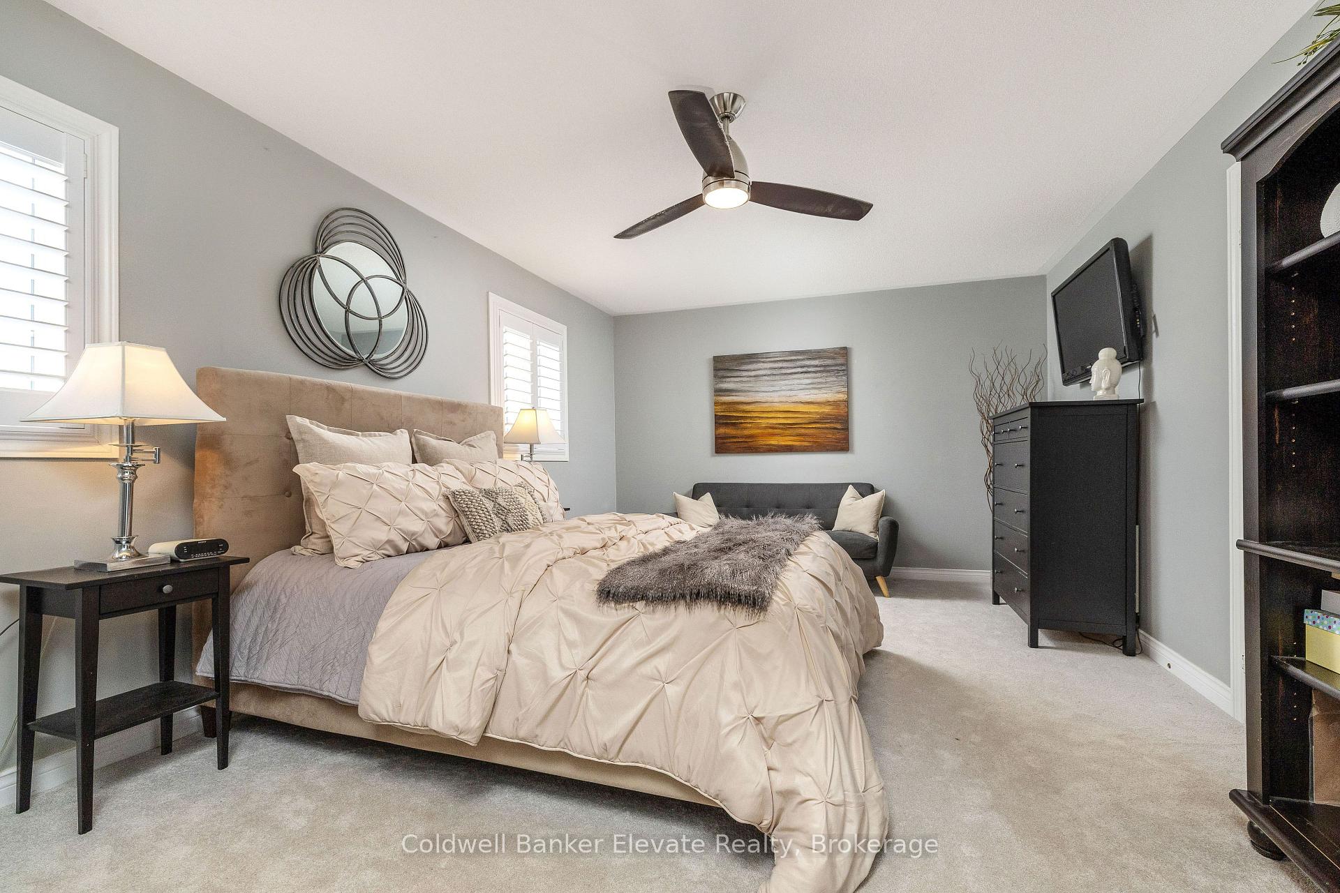 Photo 25 of 28 Brown's Crescent, Halton Hills, Acton — HOMEH
