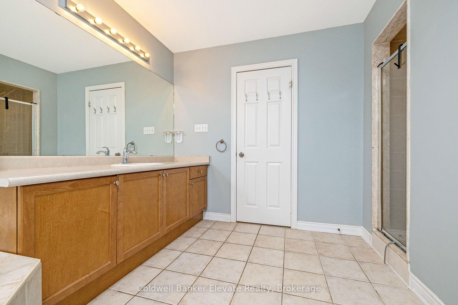 Photo 28 of 28 Brown's Crescent, Halton Hills, Acton — HOMEH