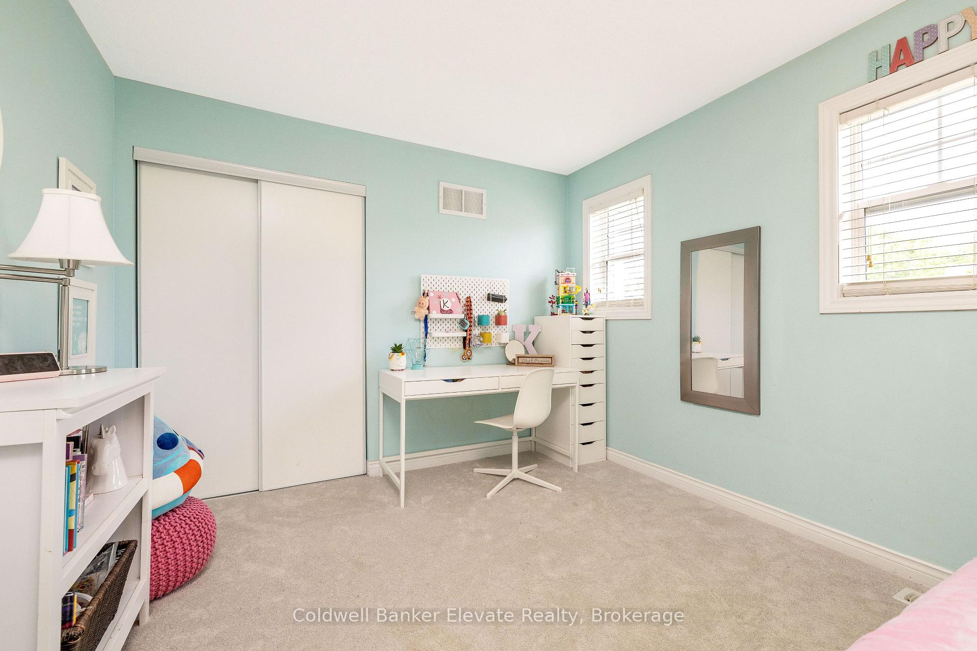 Photo 30 of 28 Brown's Crescent, Halton Hills, Acton — HOMEH