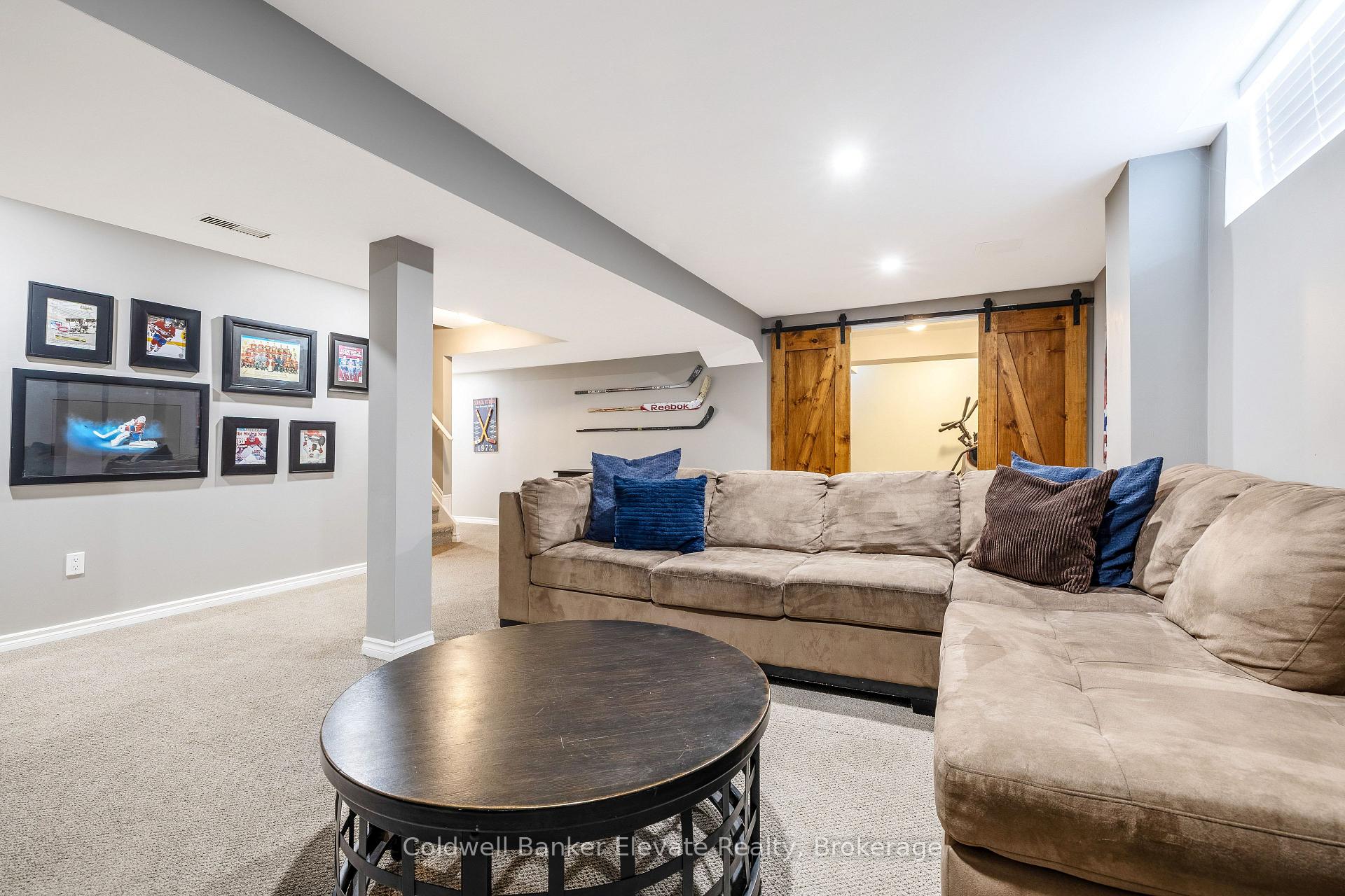 Photo 38 of 28 Brown's Crescent, Halton Hills, Acton — HOMEH