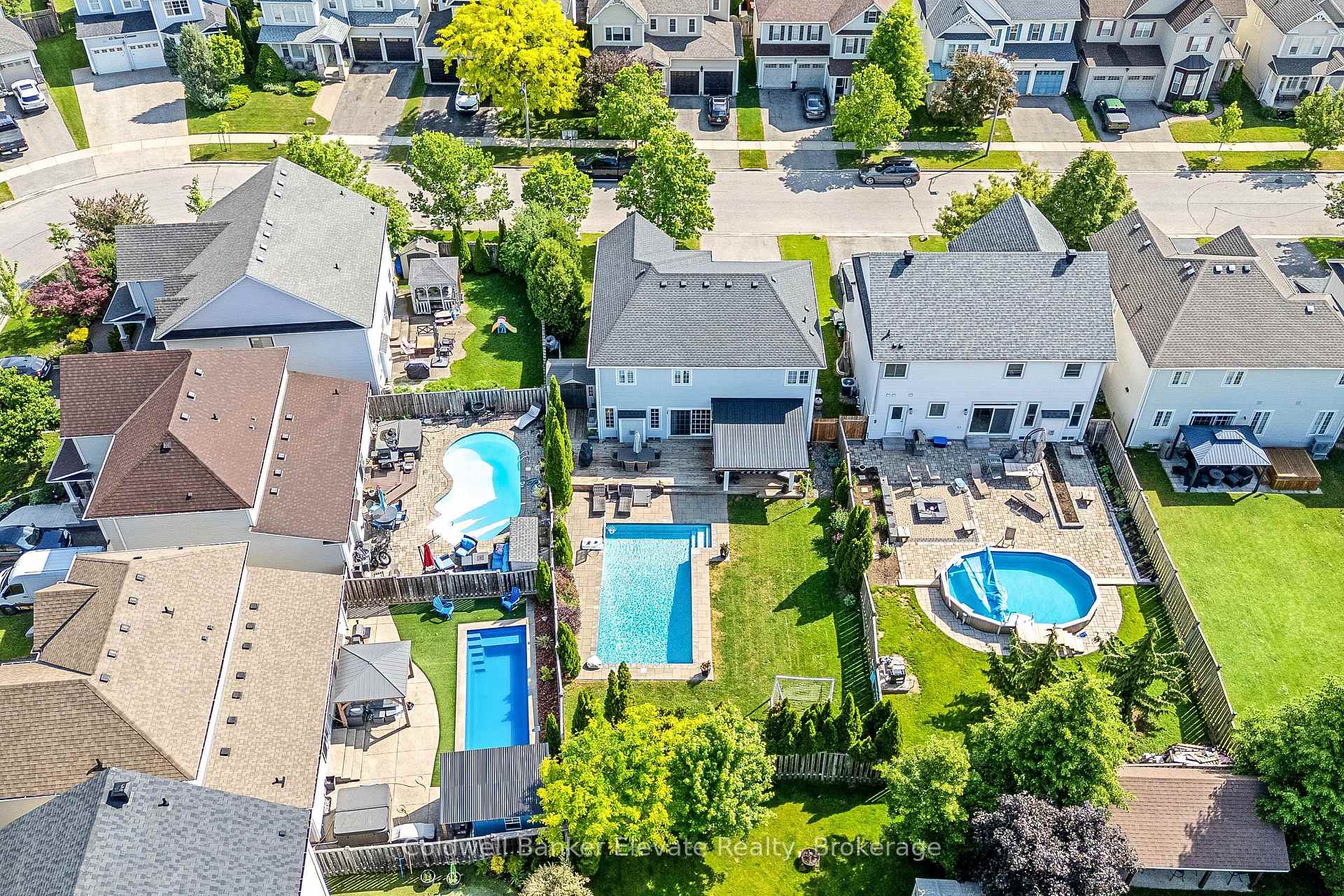 Photo 49 of 28 Brown's Crescent, Halton Hills, Acton — HOMEH