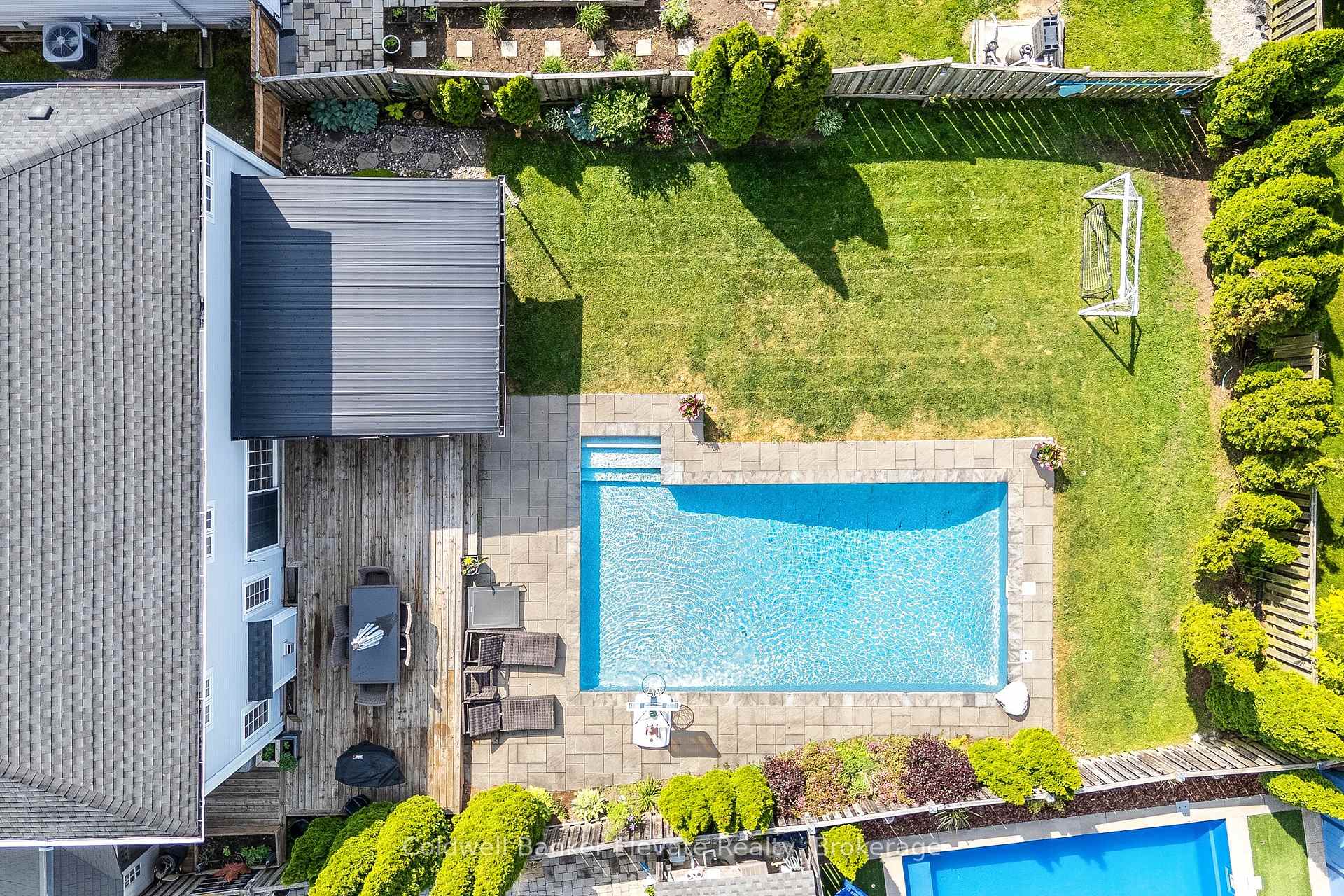 Photo 50 of 28 Brown's Crescent, Halton Hills, Acton — HOMEH