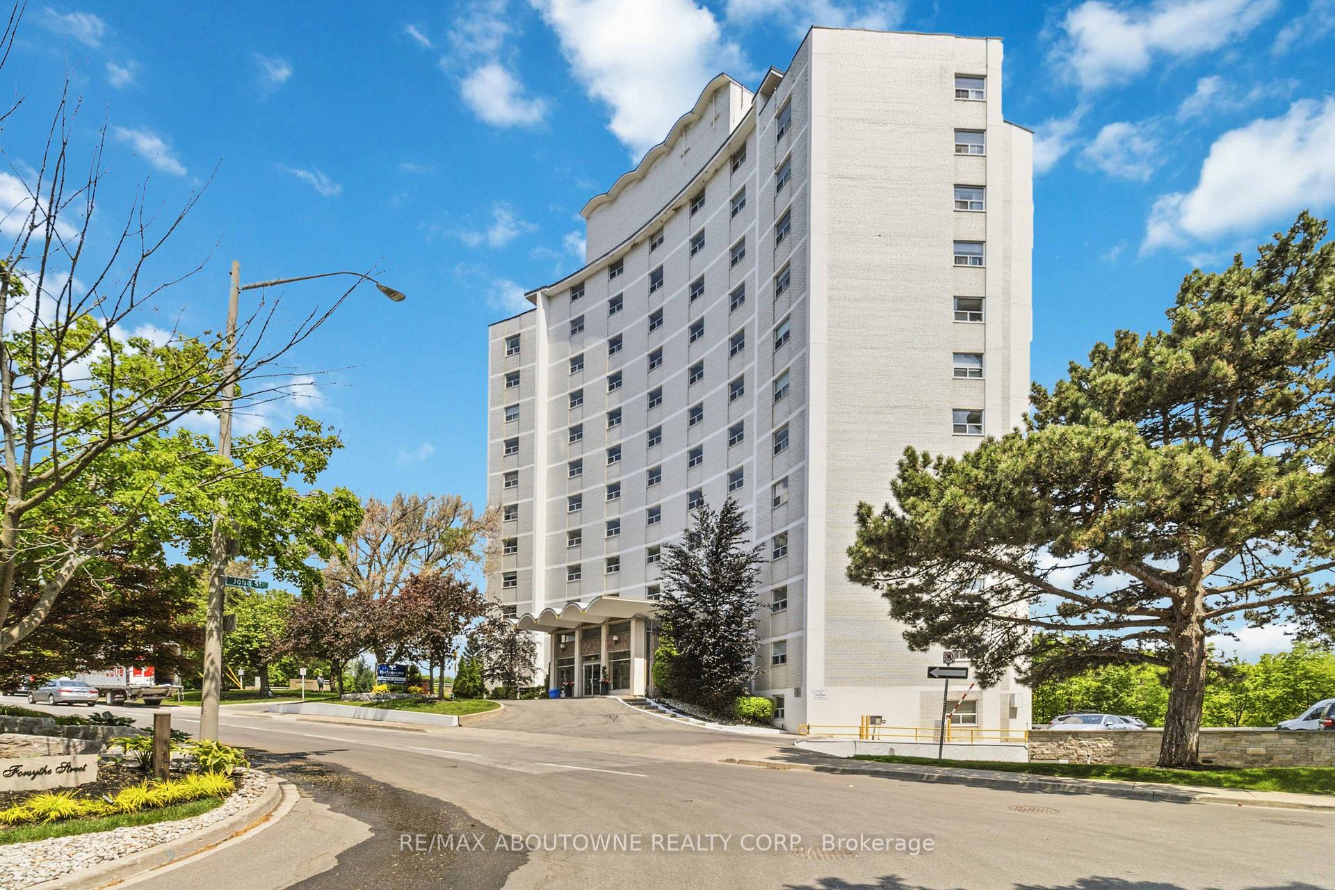 Photo of Unit 1201, 125 Forsythe Street