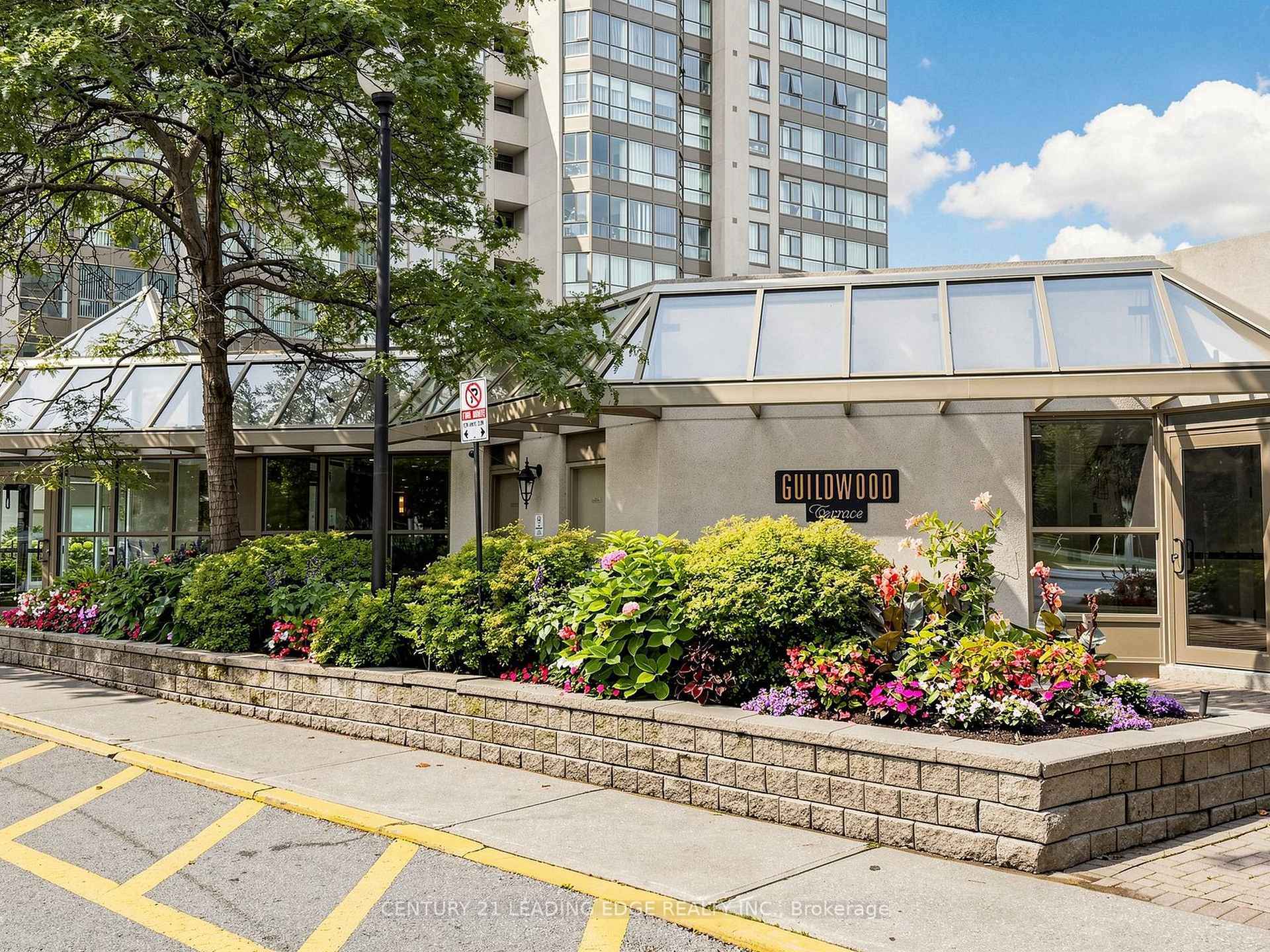 Photo 9 of Unit 204, 3231 Eglinton Avenue E, Scarborough, Scarborough Village — HOMEH