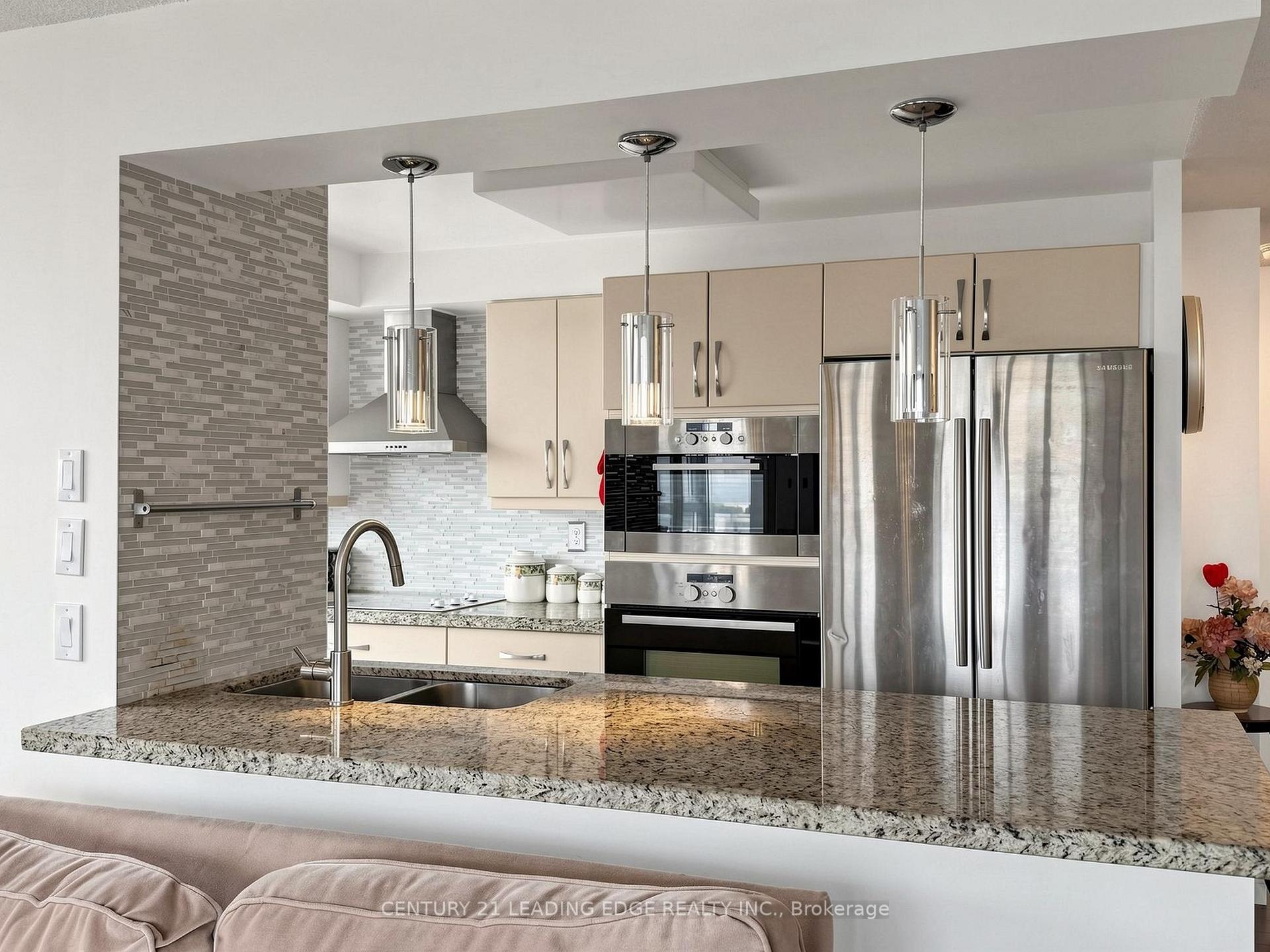 Photo 5 of Unit 204, 3231 Eglinton Avenue E, Scarborough, Scarborough Village — HOMEH