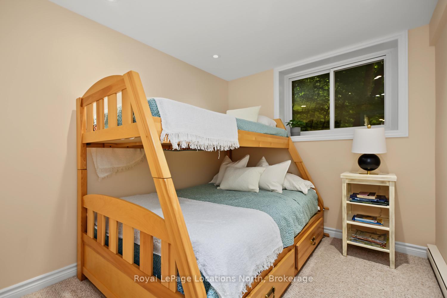 Photo 15 of 143 St Moritz Crescent, Blue Mountains — HOMEH