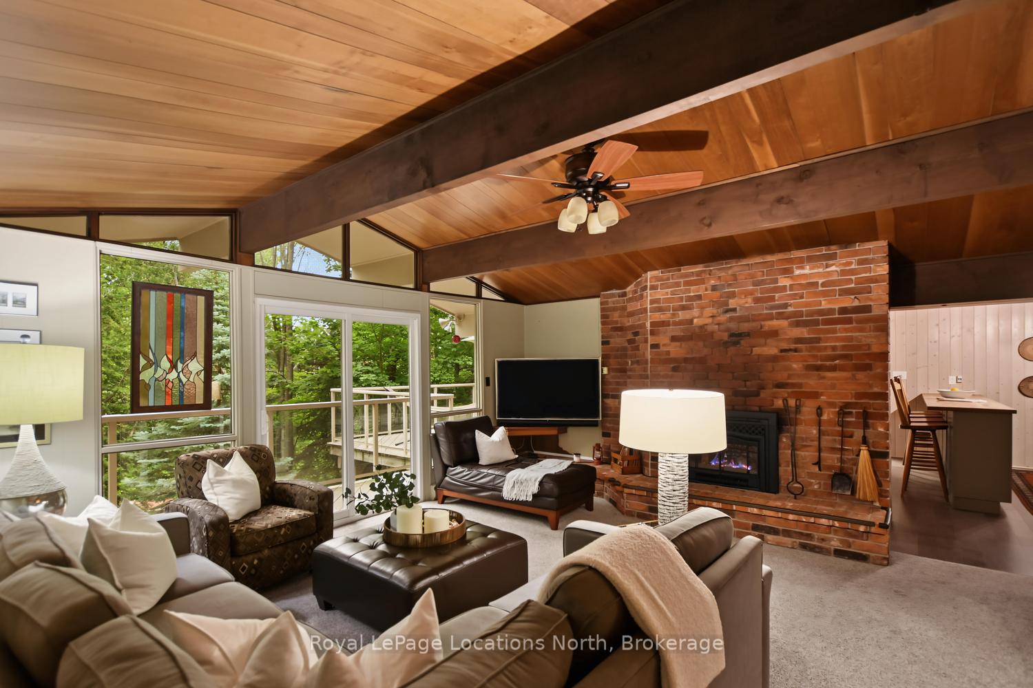 Photo 23 of 143 St Moritz Crescent, Blue Mountains — HOMEH