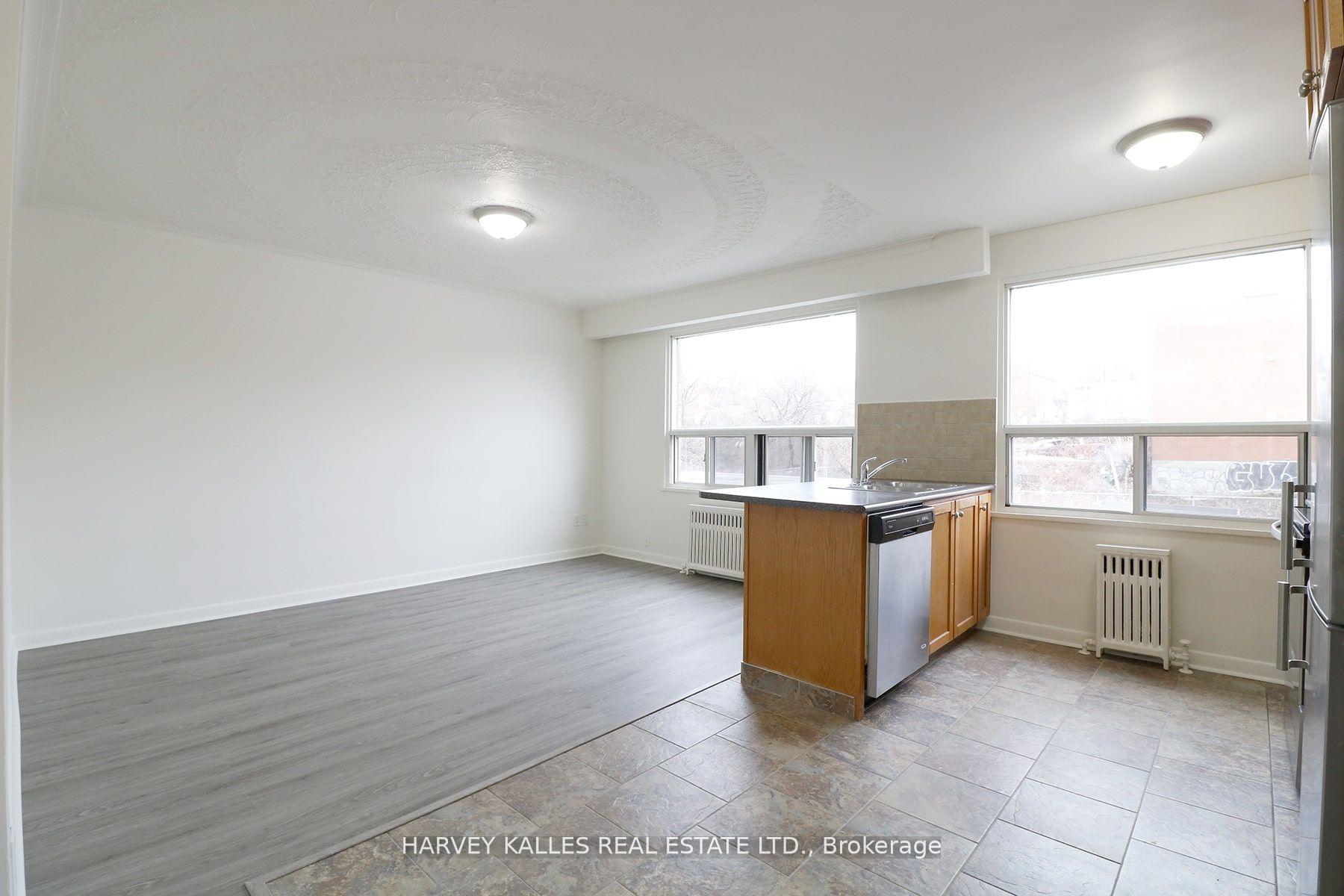 Photo 3 of Unit 209, 500 Gilbert Avenue, Toronto, Caledonia-Fairbank — HOMEH