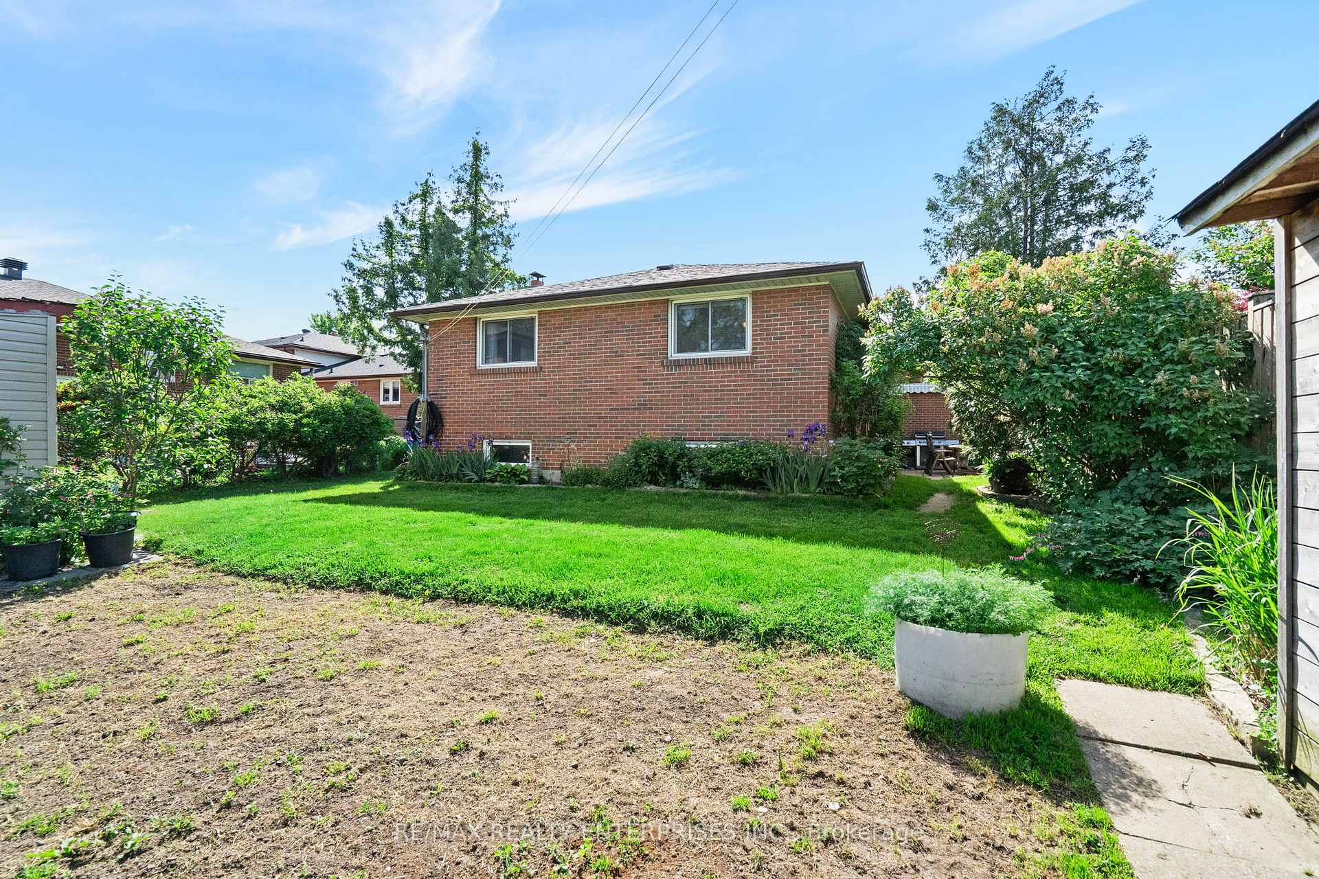 Photo 38 of 1083 Melton Drive, Mississauga, Lakeview — HOMEH