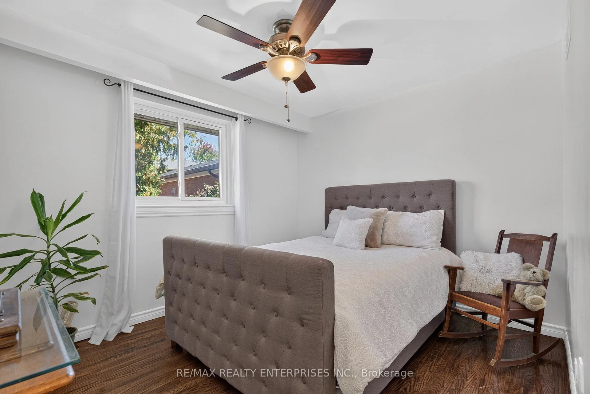 Photo 21 of 1083 Melton Drive, Mississauga, Lakeview — HOMEH