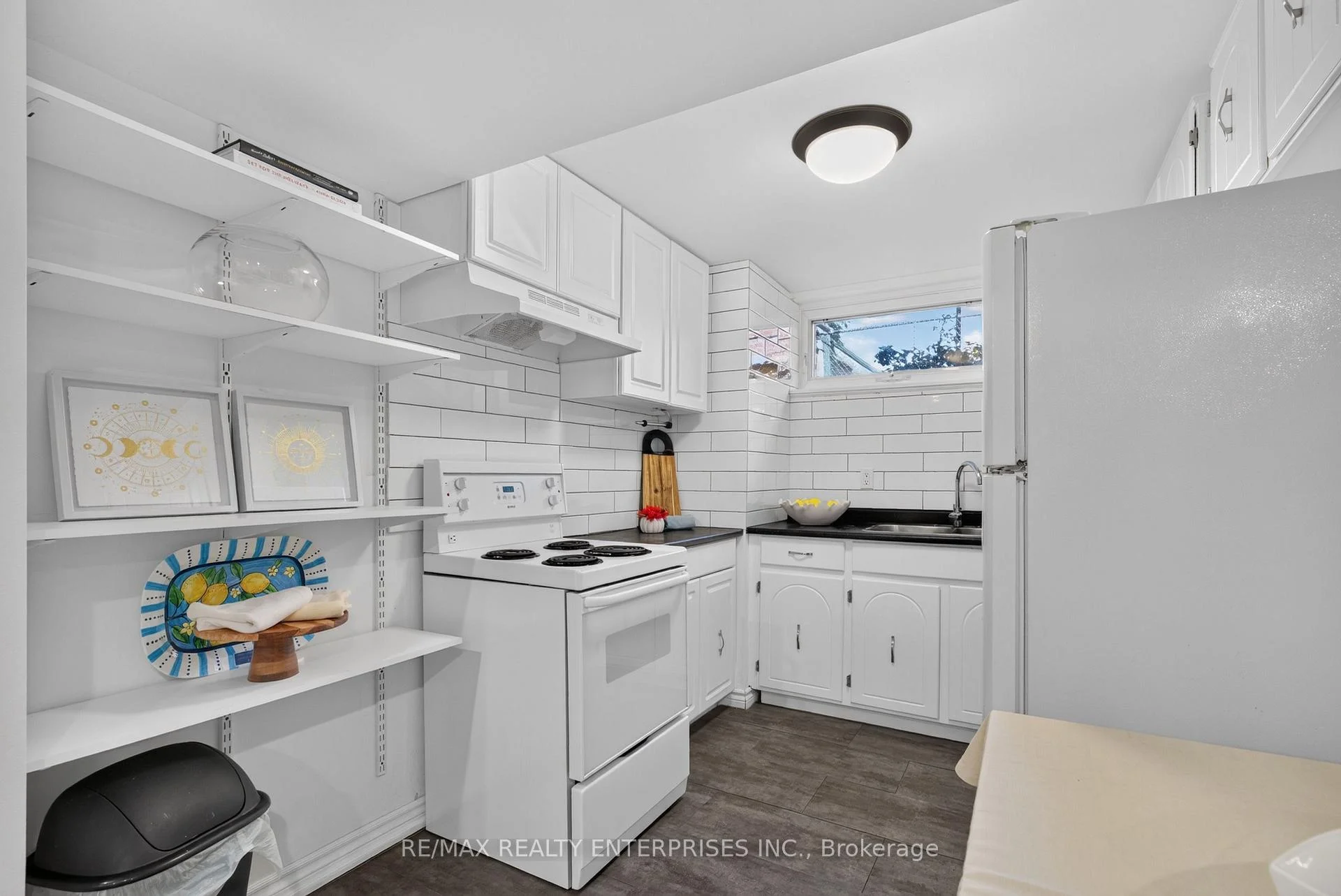 Photo 27 of 1083 Melton Drive, Mississauga, Lakeview — HOMEH