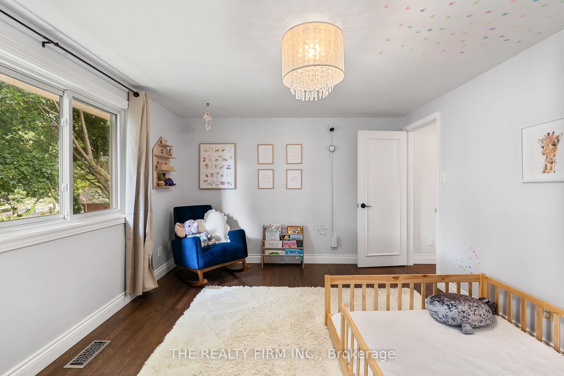 Photo 27 of 7 Somerset Crescent, London, South K — HOMEH