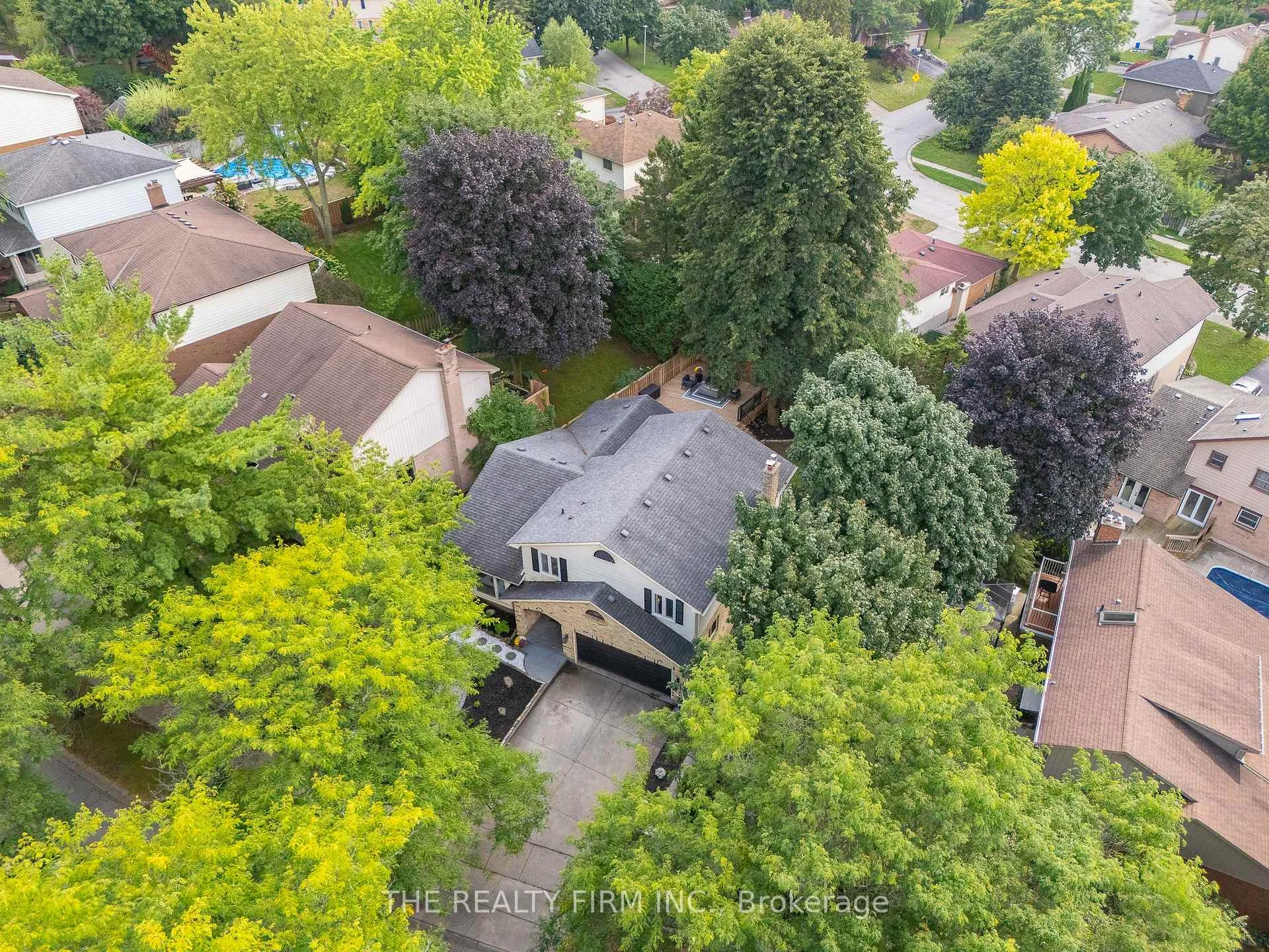 Photo 40 of 7 Somerset Crescent, London, South K — HOMEH