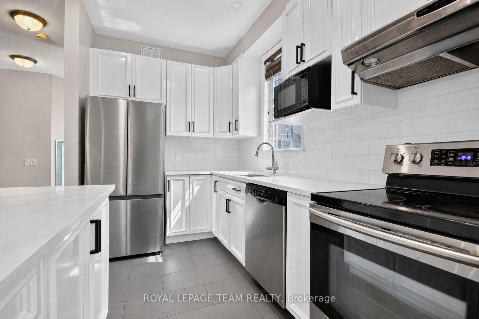Photo 33 of 174 Mojave Crescent, Ottawa, Stittsville (North) — HOMEH