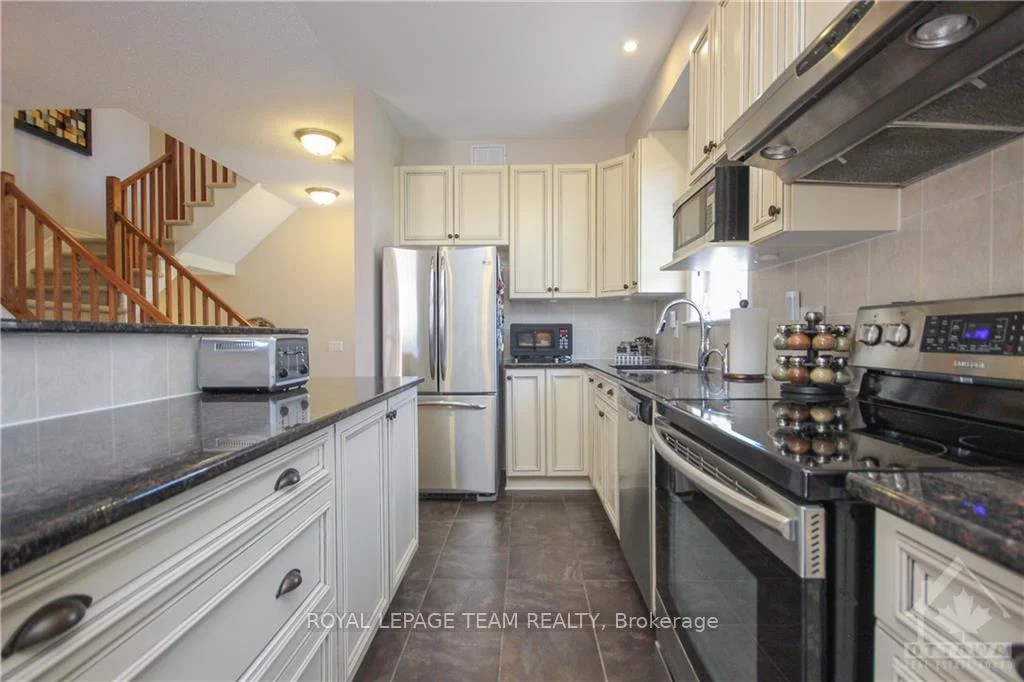 Photo 20 of 174 Mojave Crescent, Ottawa, Stittsville (North) — HOMEH