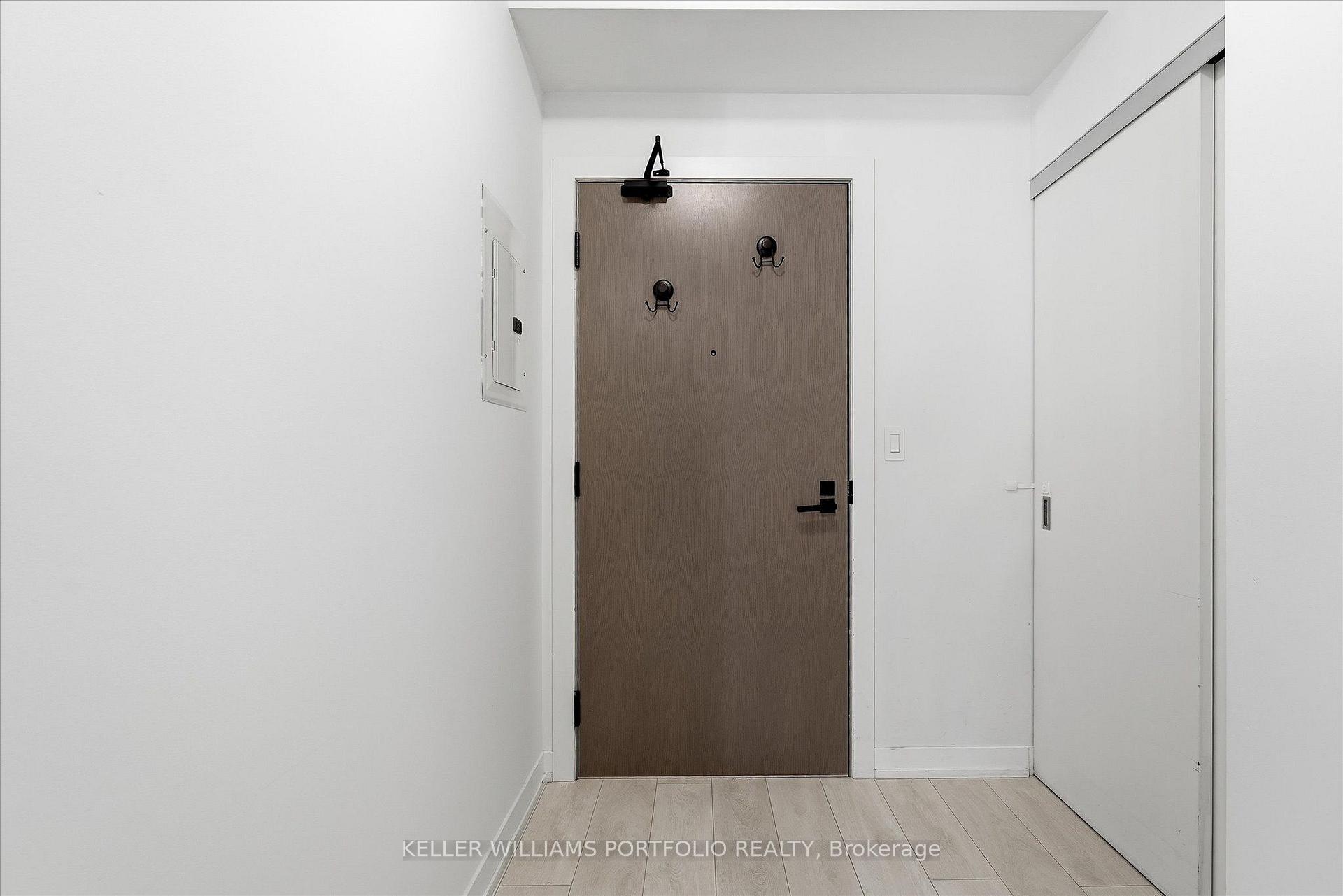 Photo 5 of Unit 306, 223 St. Clair Avenue W, Toronto, Casa Loma — HOMEH