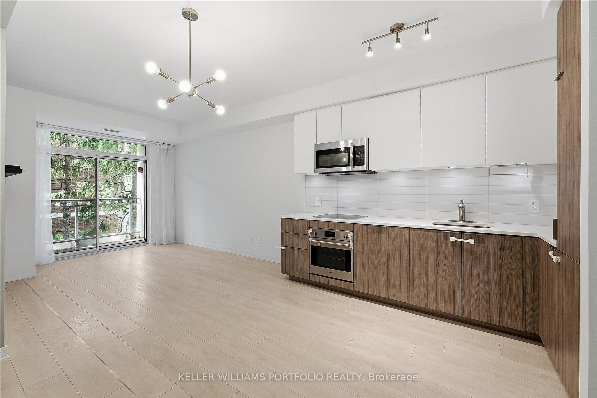 Photo 10 of Unit 306, 223 St. Clair Avenue W, Toronto, Casa Loma — HOMEH