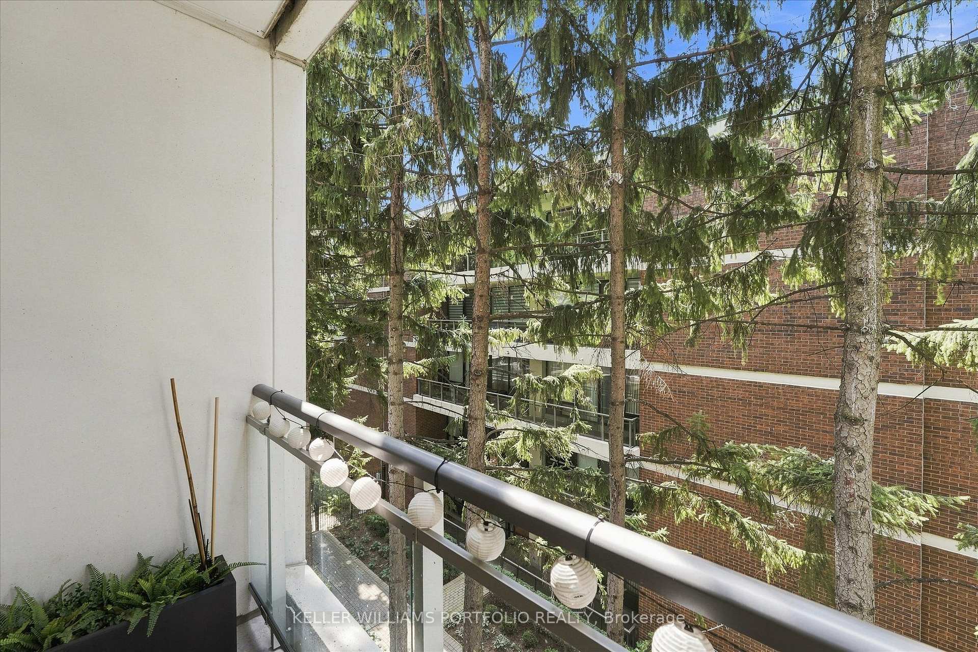 Photo 24 of Unit 306, 223 St. Clair Avenue W, Toronto, Casa Loma — HOMEH